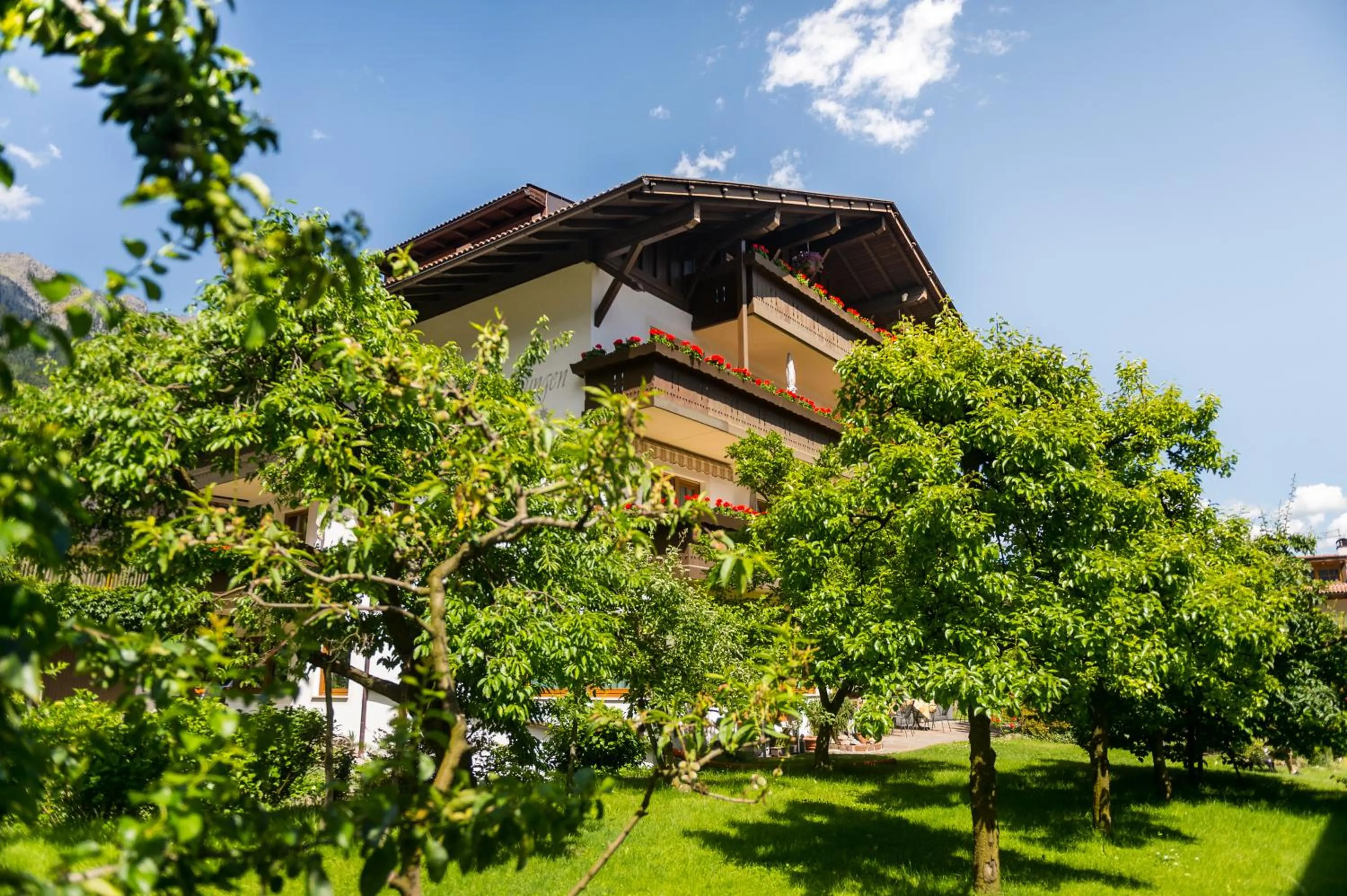 Property building in Appartements Lenzenhof