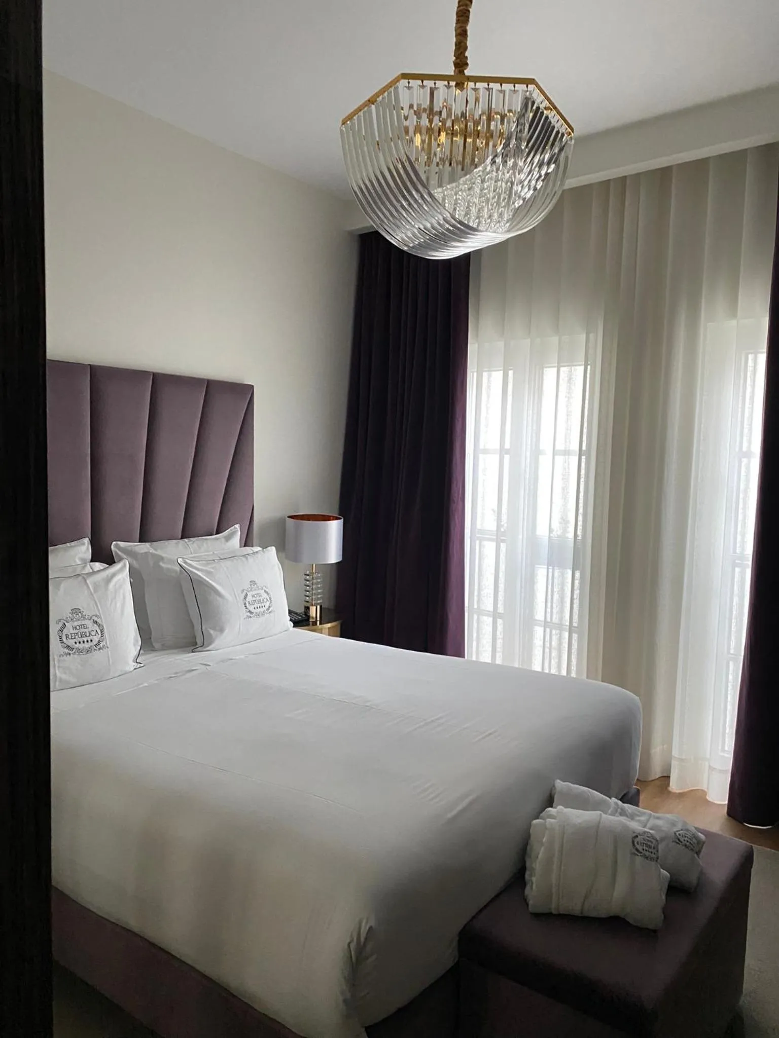 Bed in Hotel República Boutique Hotel