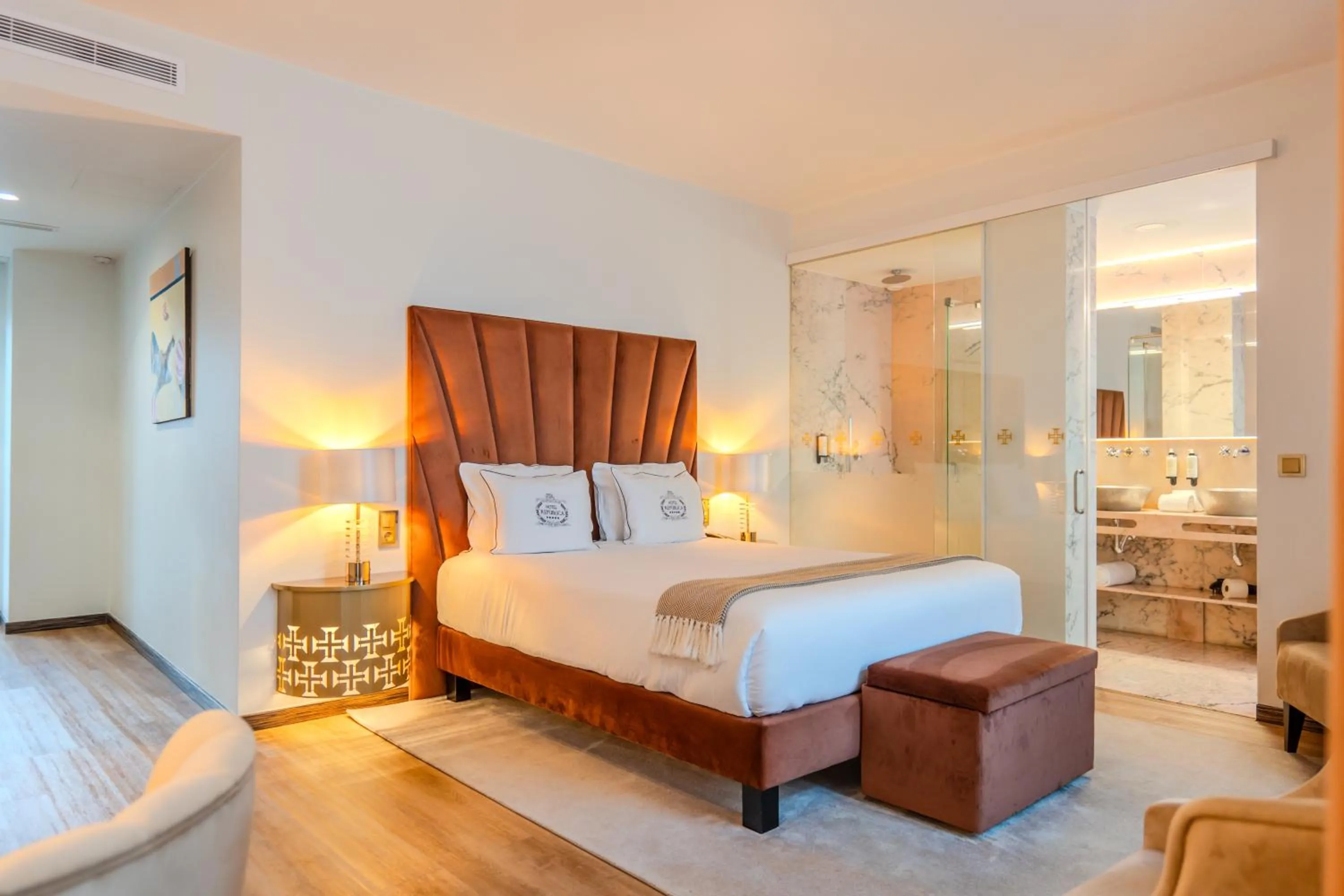 Bed in Hotel República Boutique Hotel