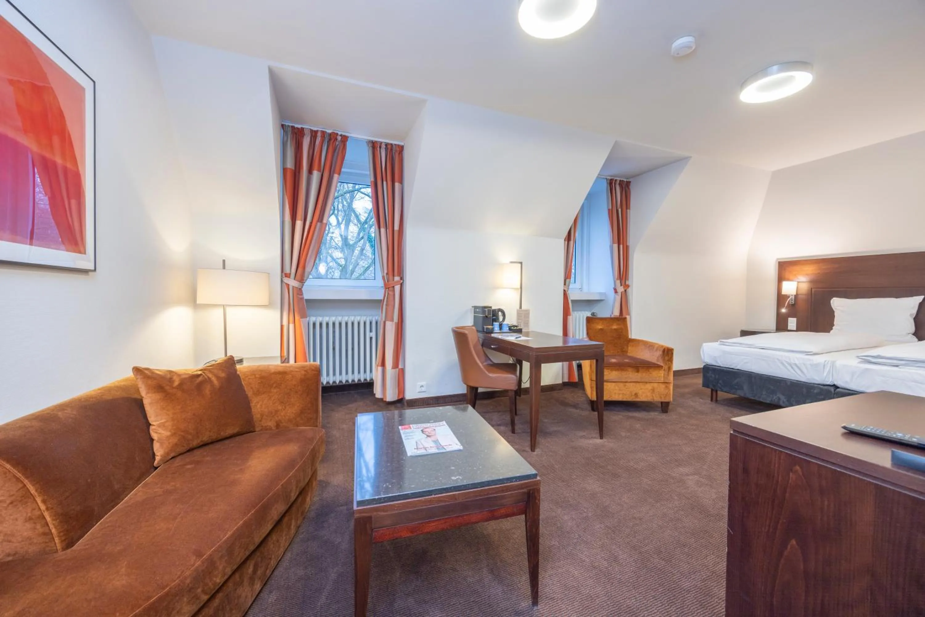 Photo of the whole room, Bed in Fletcher Waldhotel Nordrhein-Westfalen