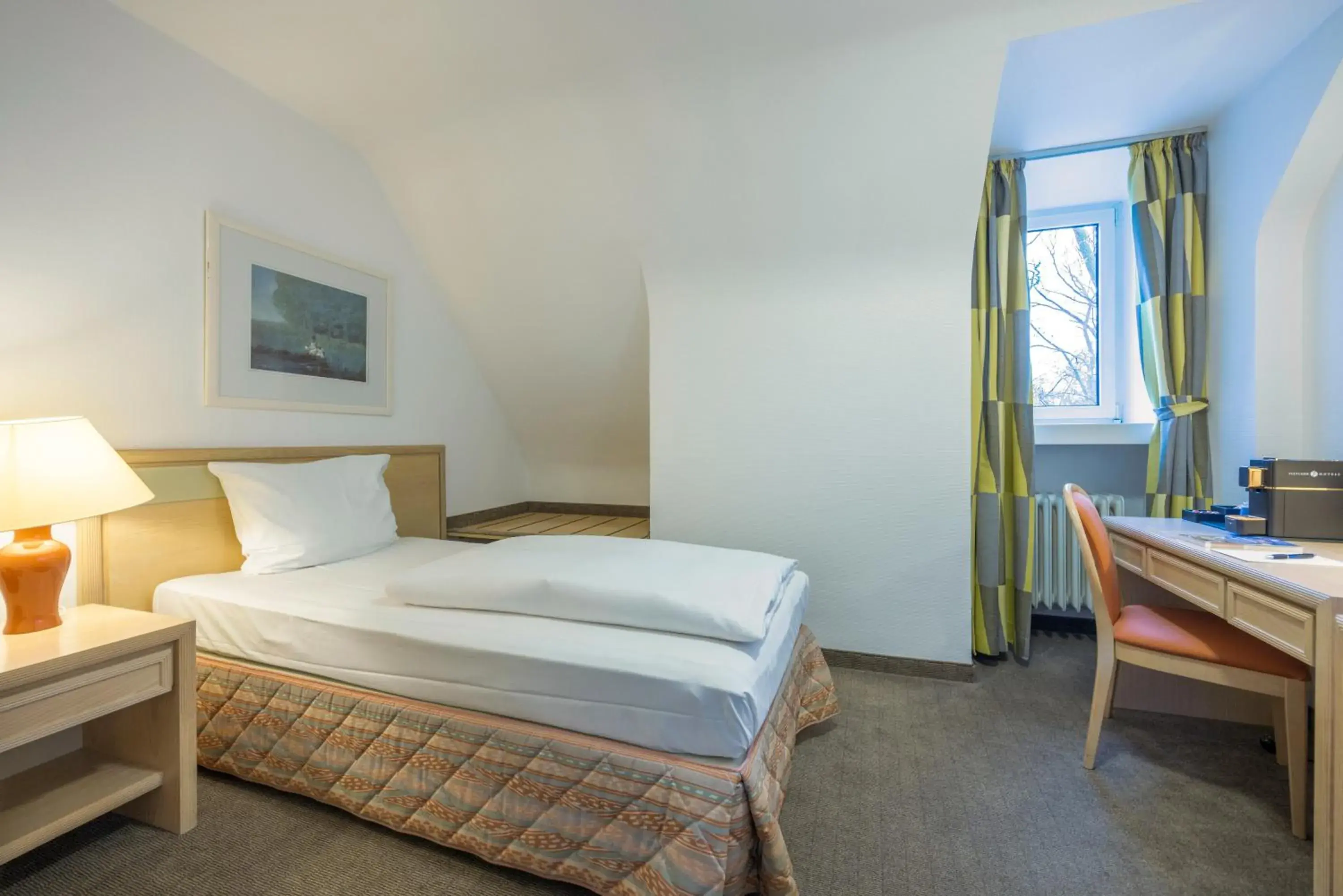 Bedroom, Bed in Fletcher Waldhotel Nordrhein-Westfalen Bedroom, Bed in Fletcher Waldhotel Nordrhein-Westfalen