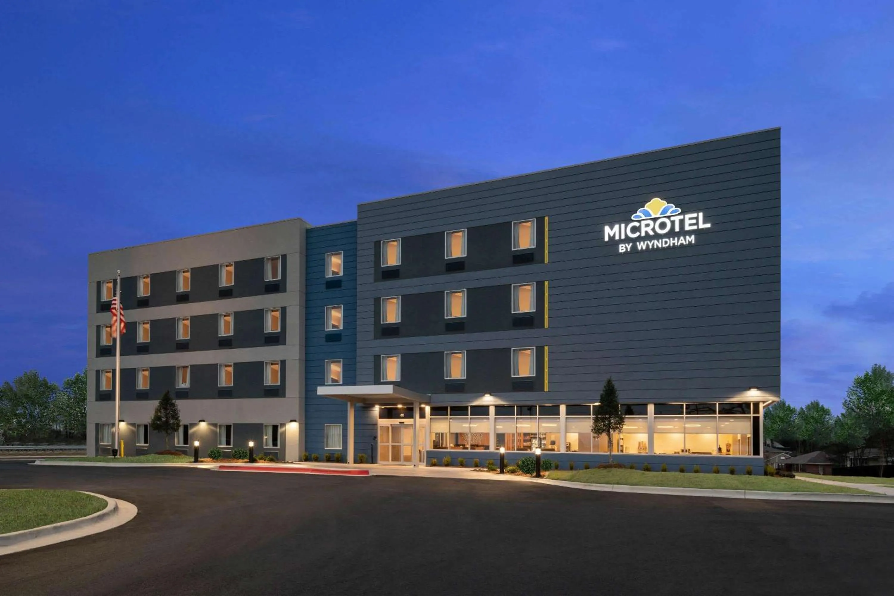 Property building in Microtel Inn & Suites by Wyndham Hot Springs