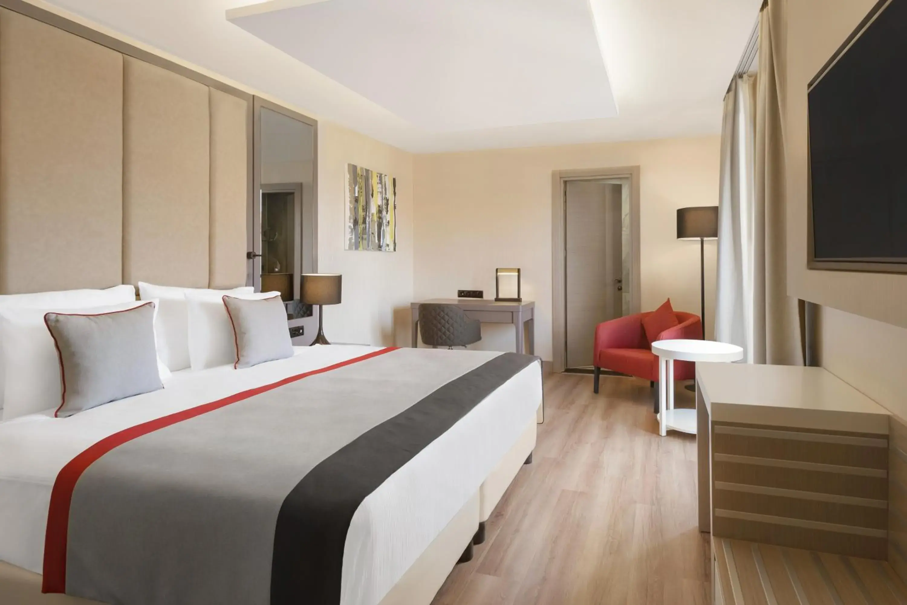 One-Bedroom King Suite with Kitchenette - Non-Smoking in Ramada Residences by Wyndham Balikesir One-Bedroom King Suite with Kitchenette - Non-Smoking in Ramada Residences by Wyndham Balikesir
