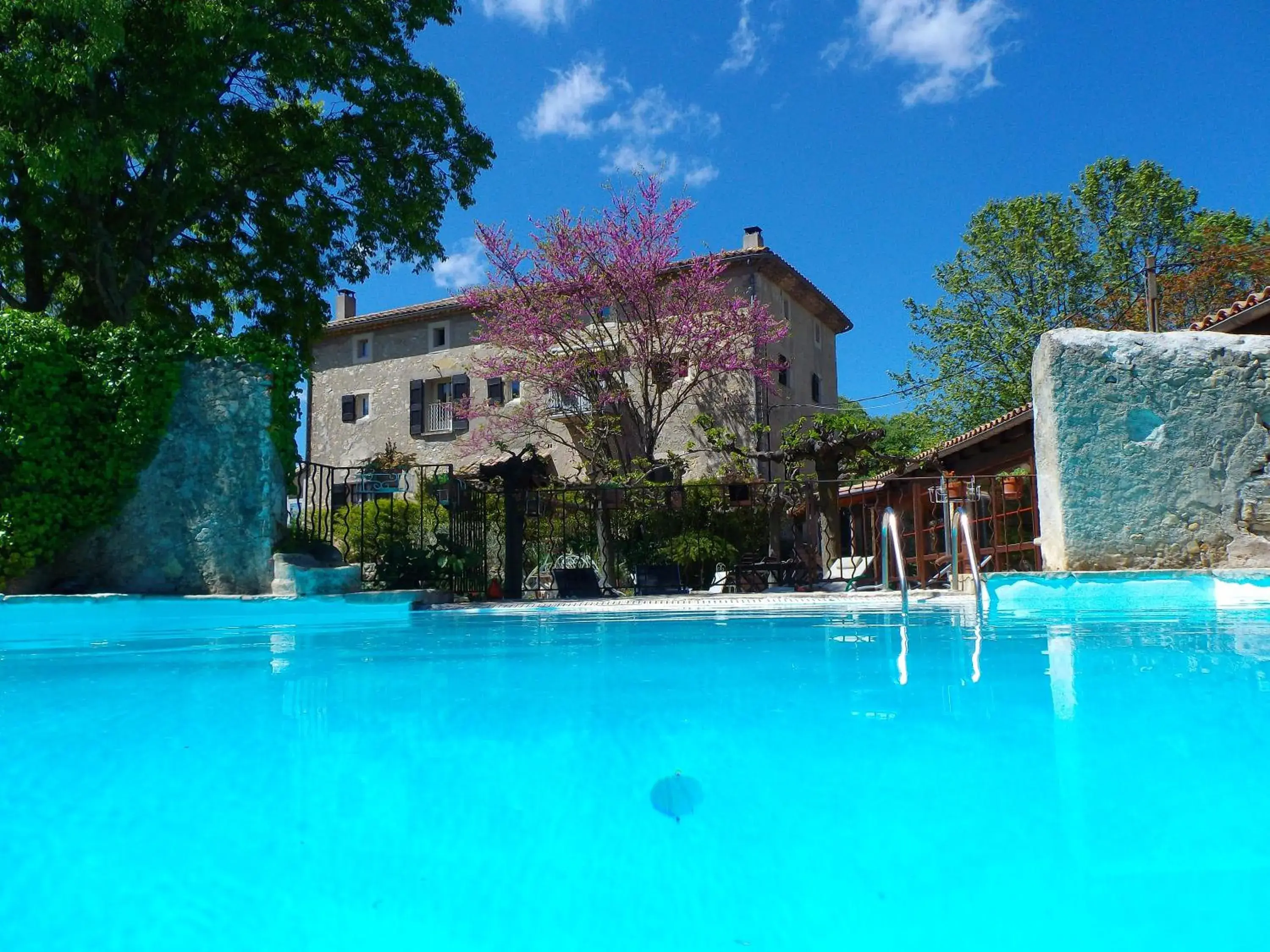 Logis des Magnans - le Murier - Logis des Magnans - le Murier -