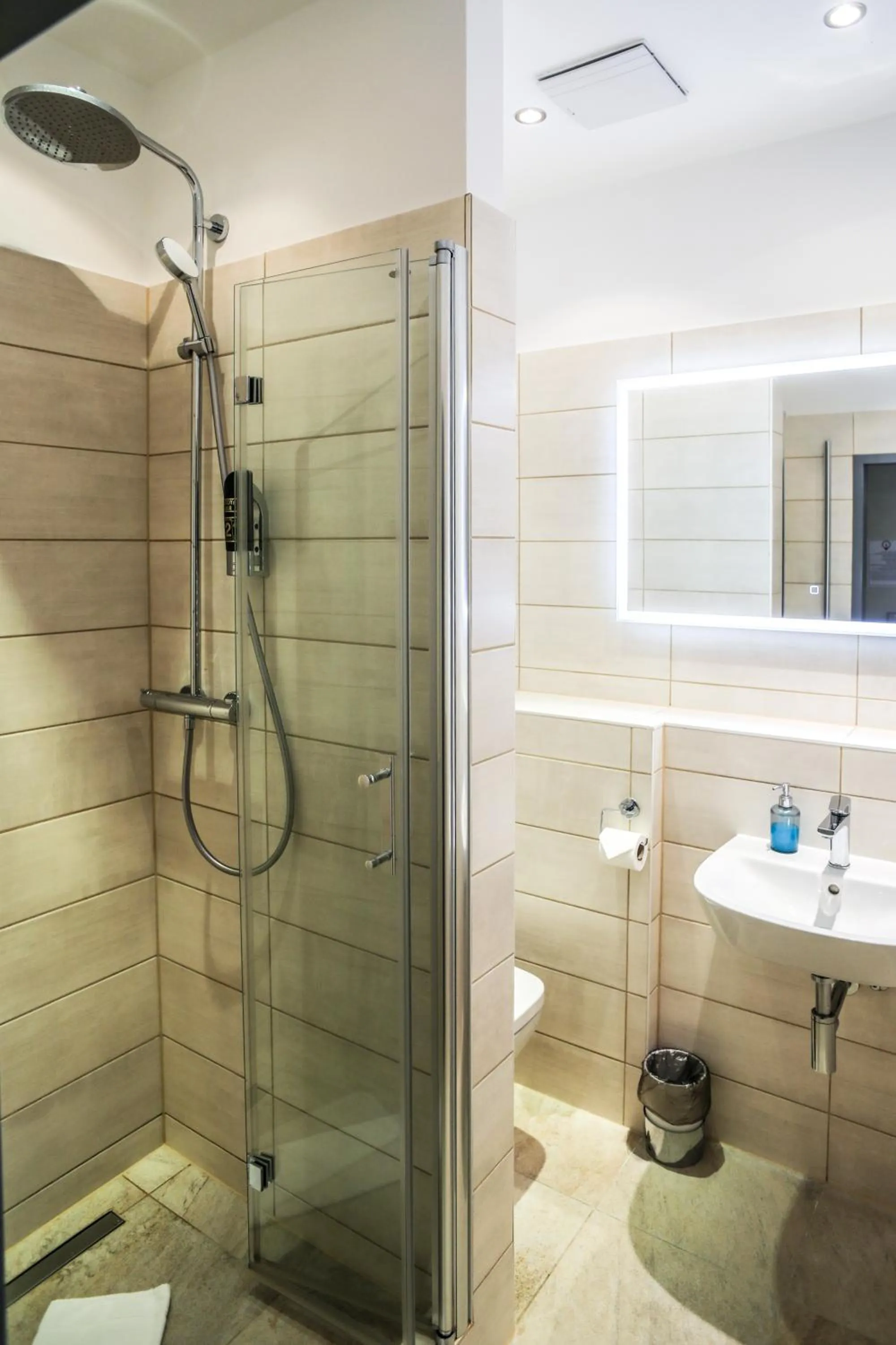 Bathroom in acama Hotel & Hostel Kreuzberg