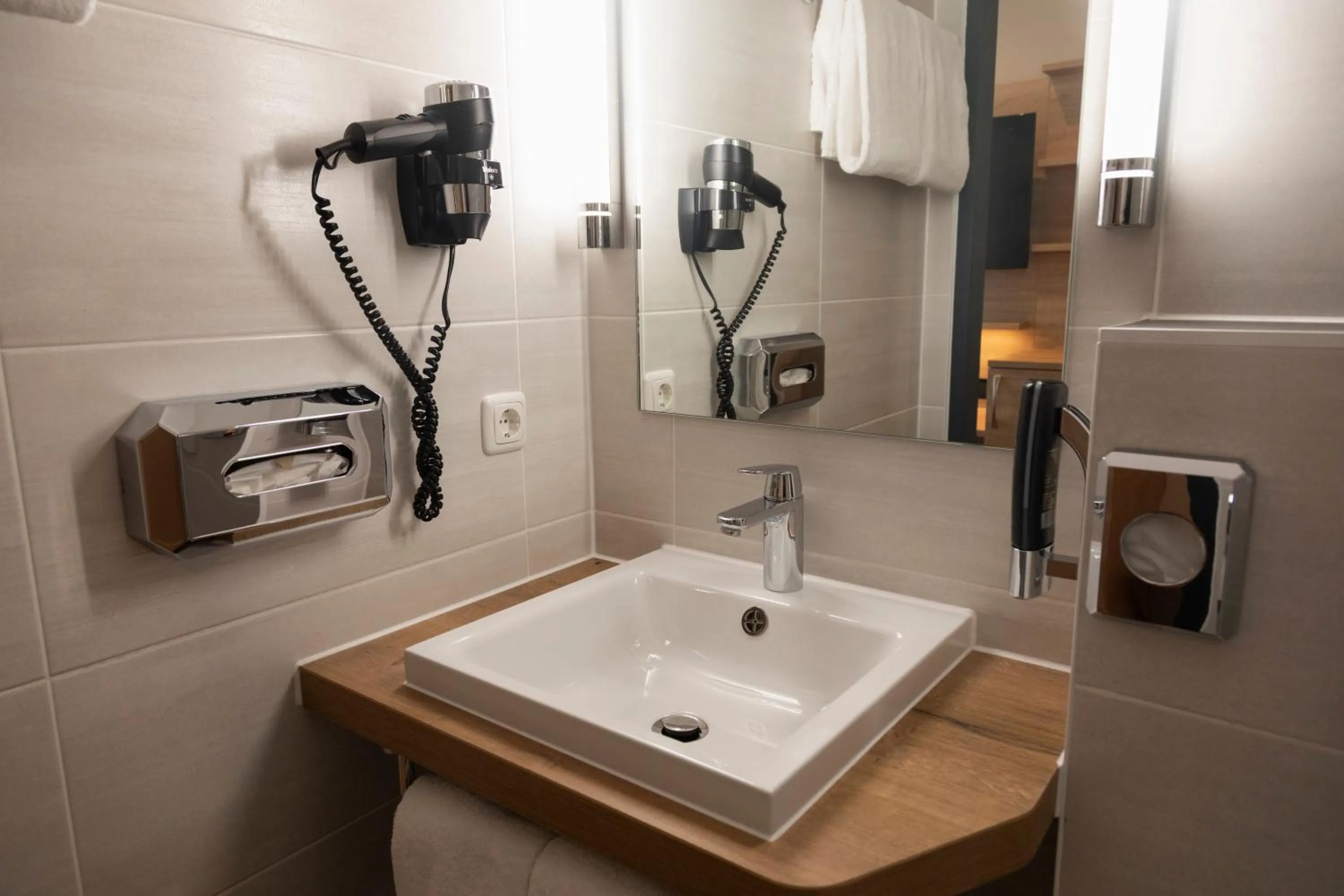 Bathroom in acama Hotel & Hostel Kreuzberg