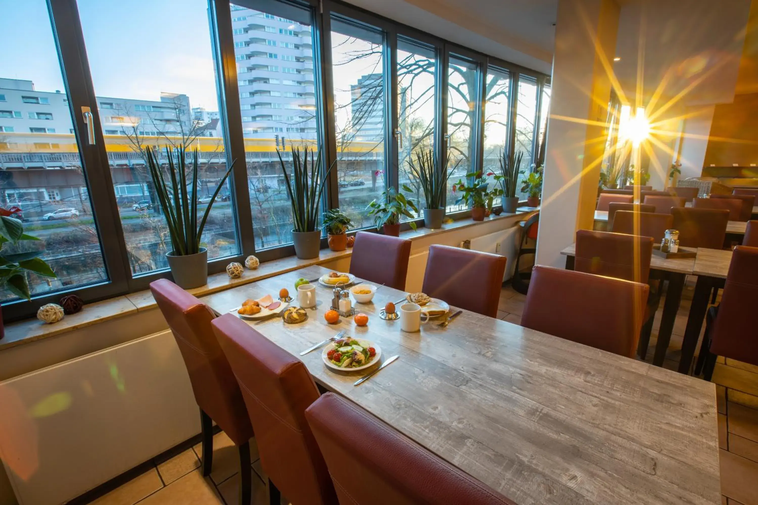 Restaurant/places to eat in acama Hotel & Hostel Kreuzberg Restaurant/places to eat in acama Hotel & Hostel Kreuzberg