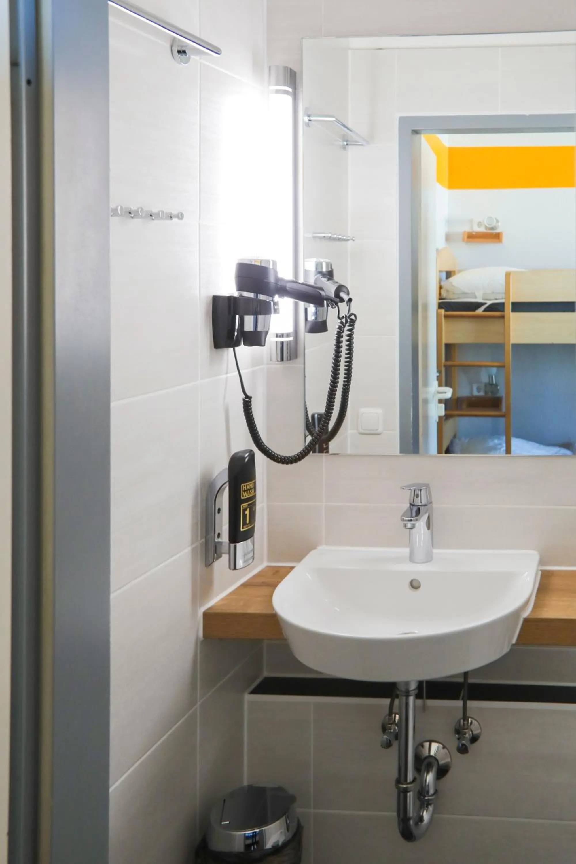 Bathroom in acama Hotel & Hostel Kreuzberg