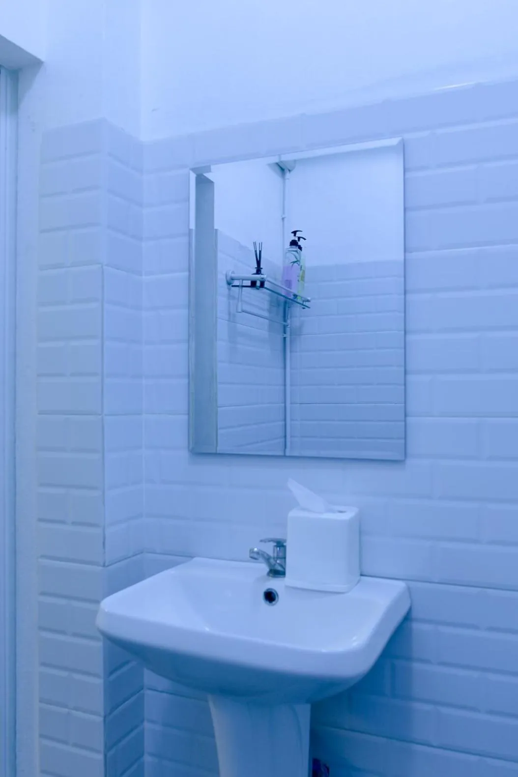 Shower in 24 Poshtel Chiangmai