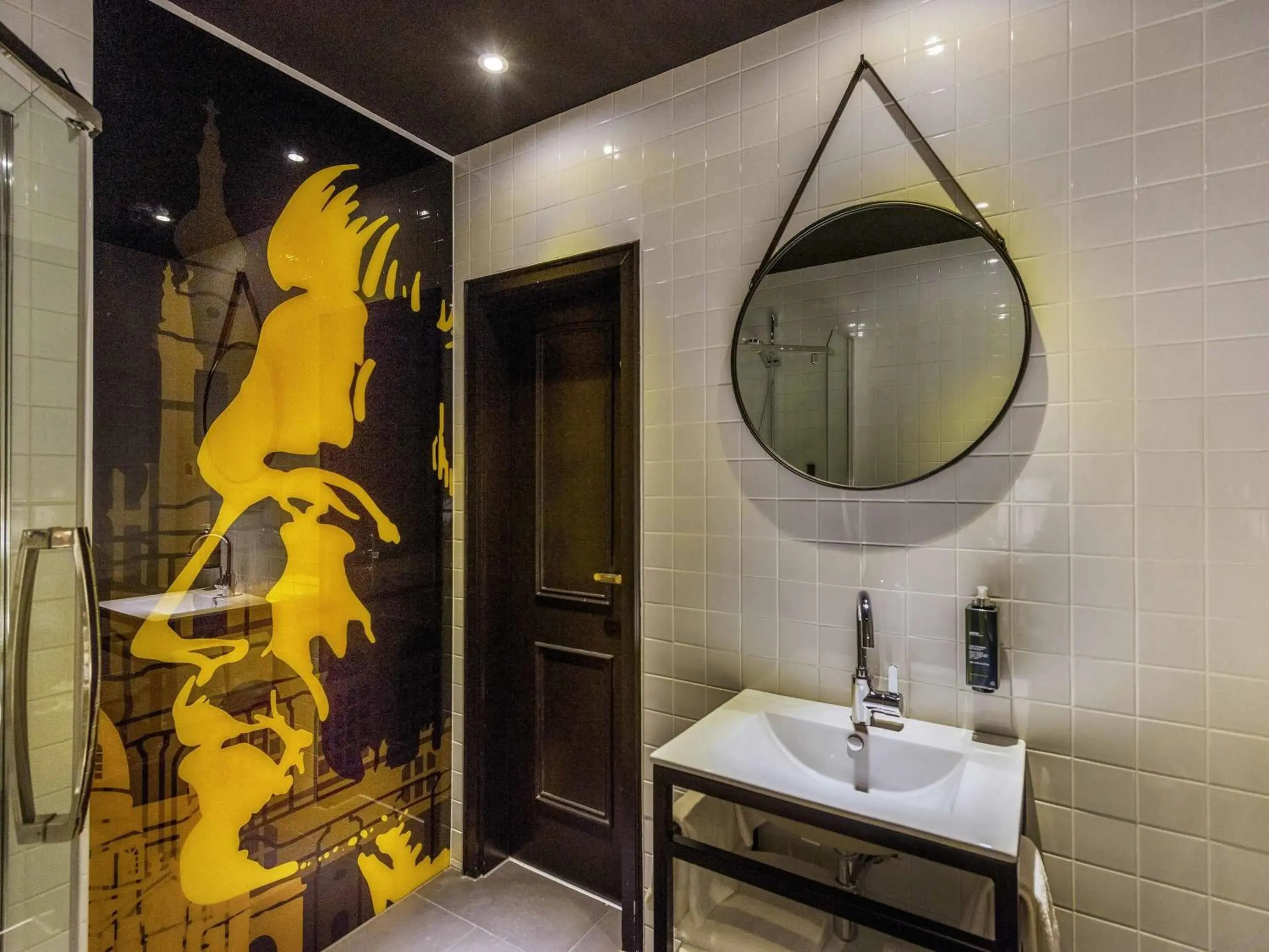 Bedroom in ibis Styles Dresden Neustadt Bedroom in ibis Styles Dresden Neustadt