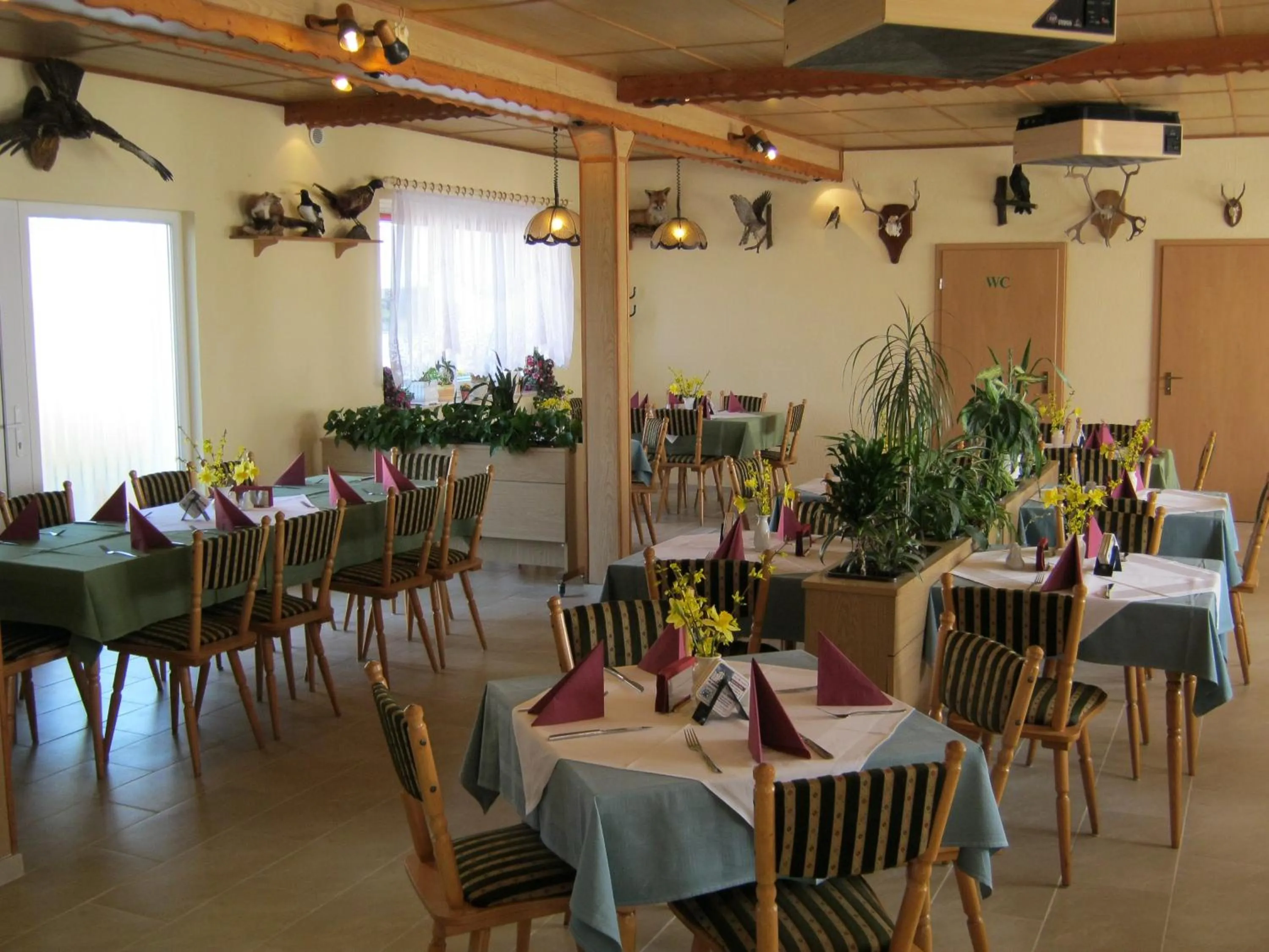 Restaurant/places to eat in Hotel Landhaus Nassau