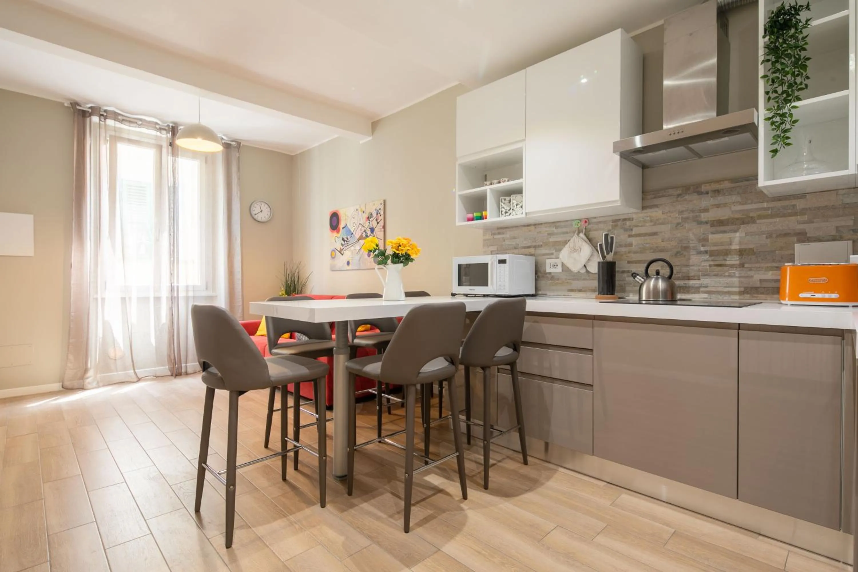 Kitchen or kitchenette in Pepi Modern by Mmega