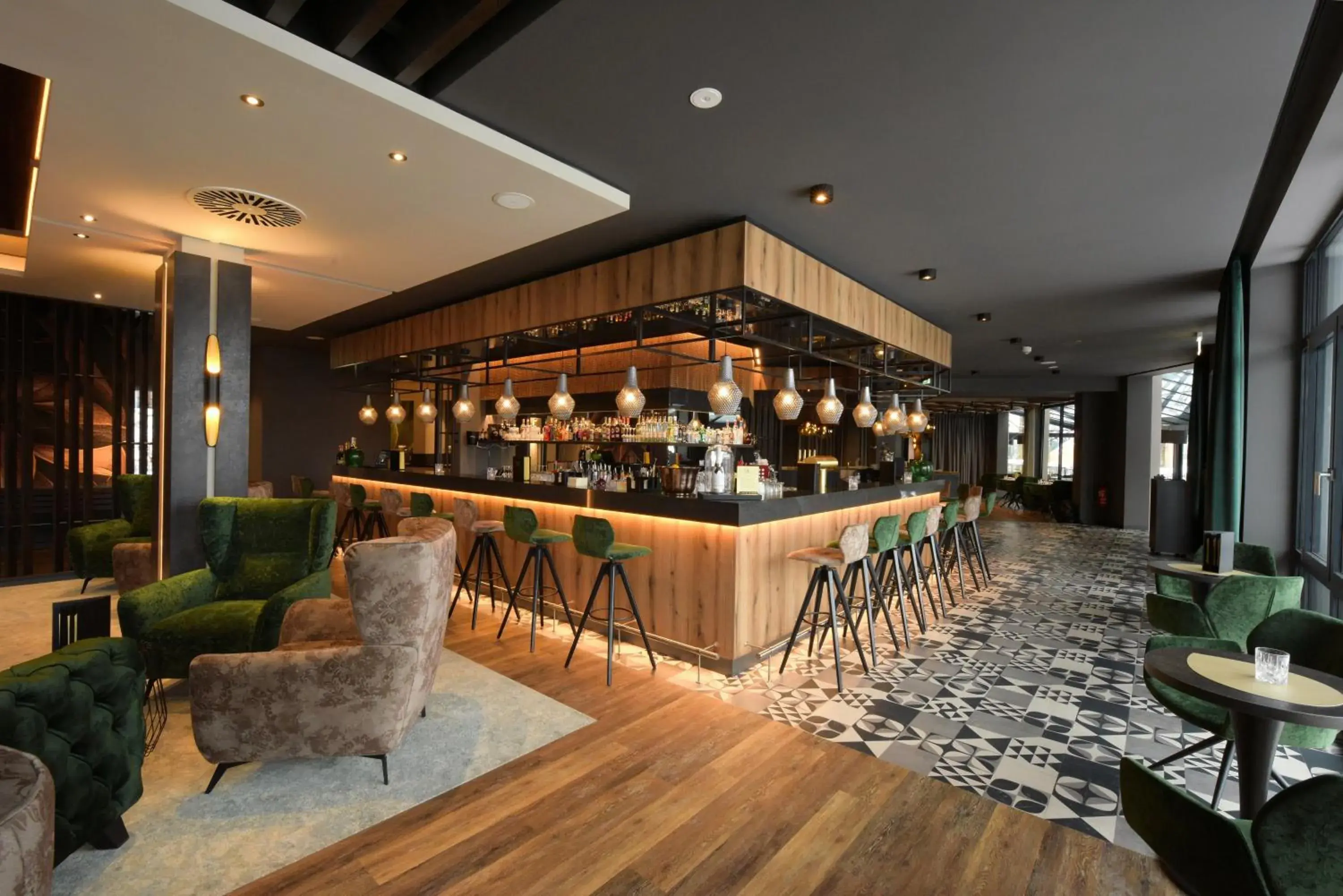 Lounge or bar in Hotel Demas München-Unterhaching Lounge or bar in Hotel Demas München-Unterhaching