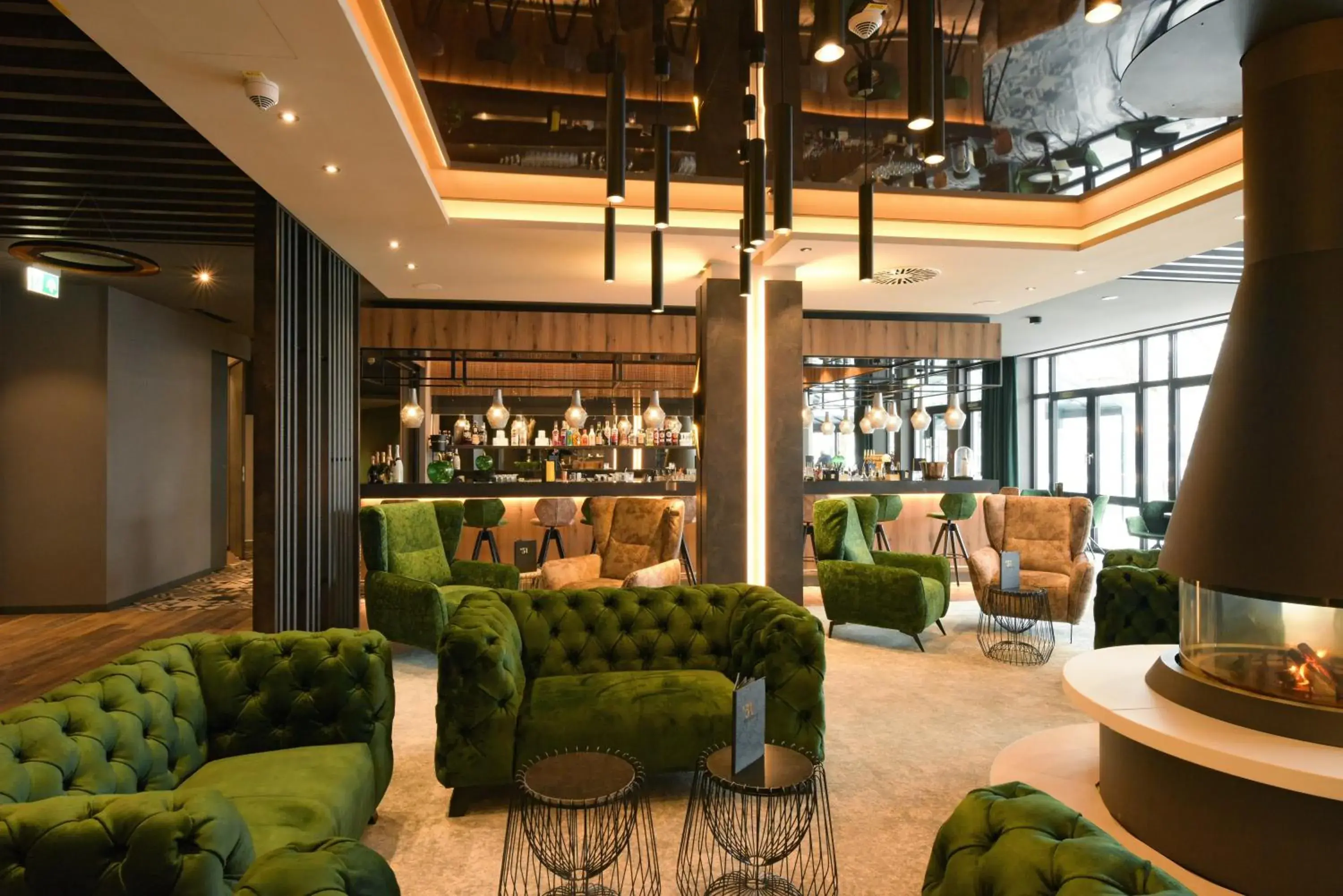 Lounge or bar in Hotel Demas München-Unterhaching Lounge or bar in Hotel Demas München-Unterhaching