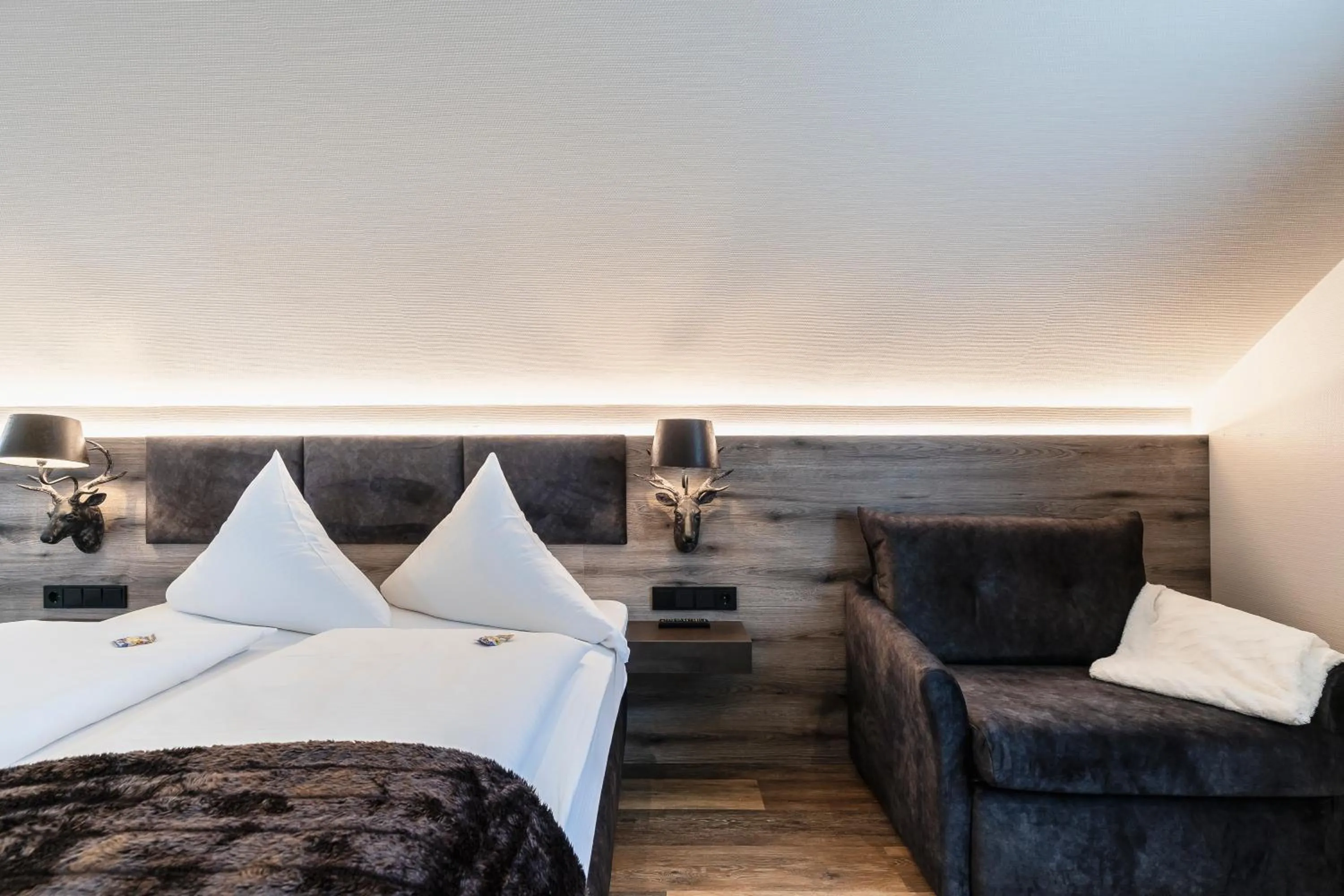 Photo of the whole room, Bed in Hotel Demas München-Unterhaching