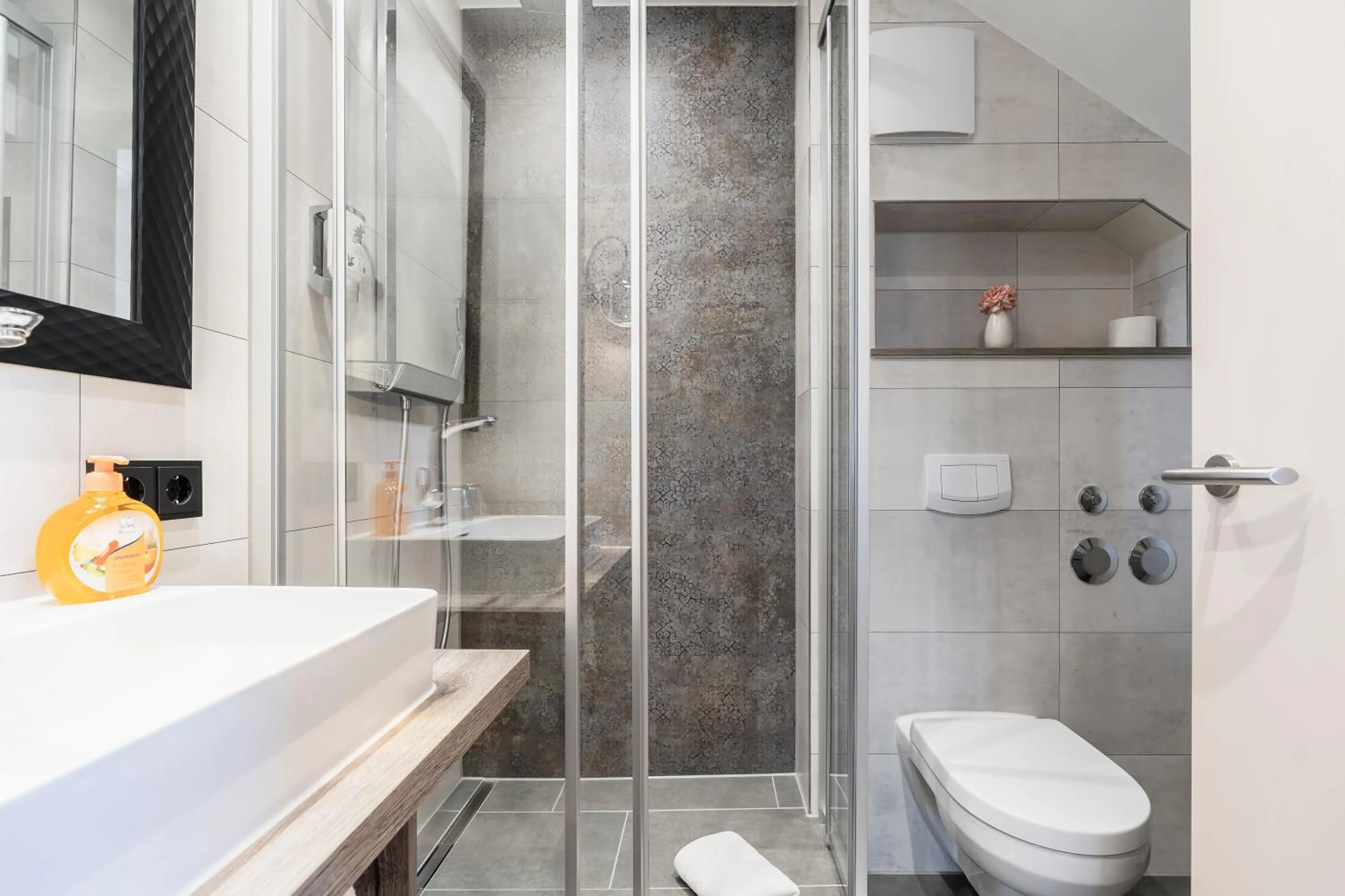 Bathroom in Hotel Demas München-Unterhaching