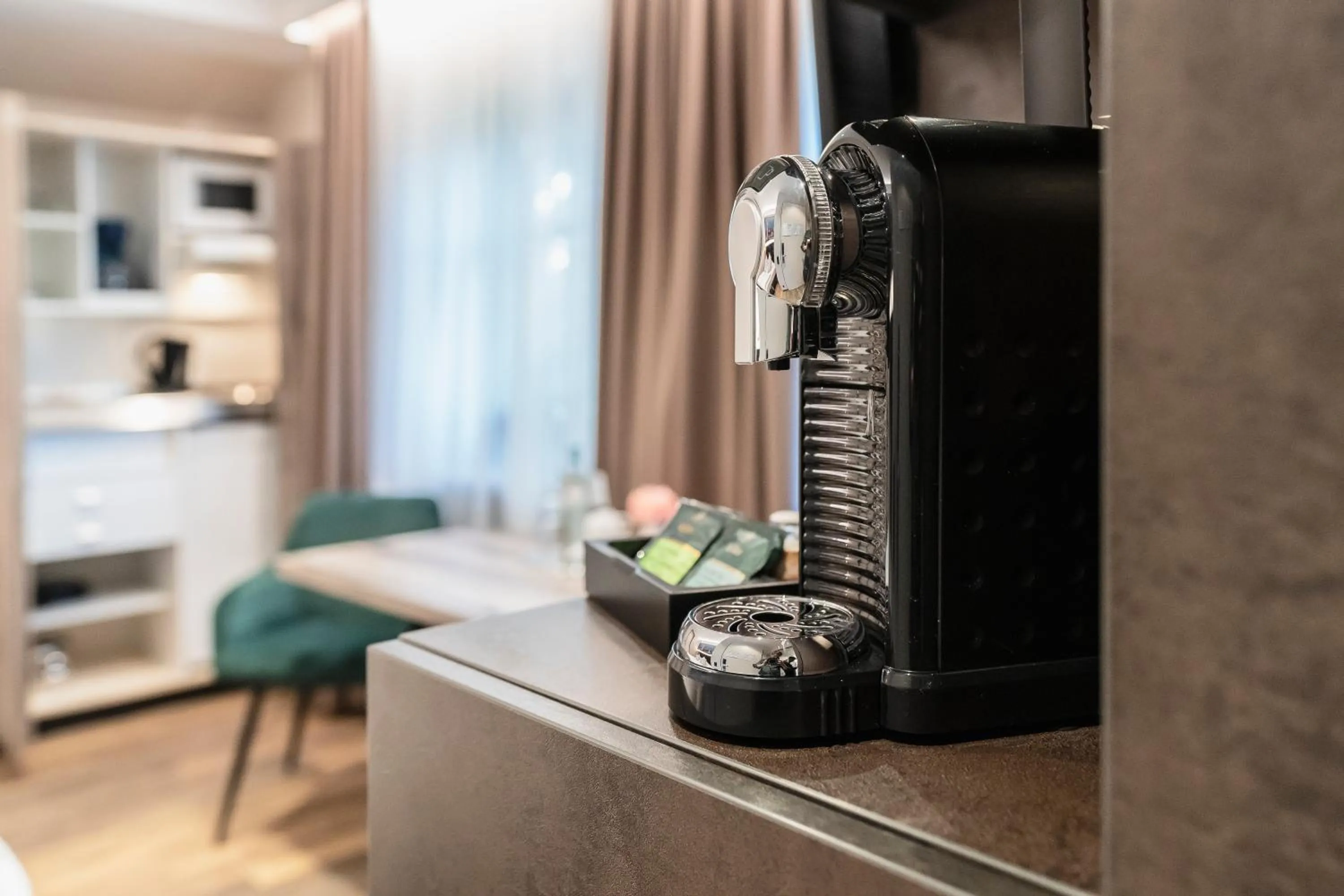 Coffee/tea facilities in Hotel Demas München-Unterhaching