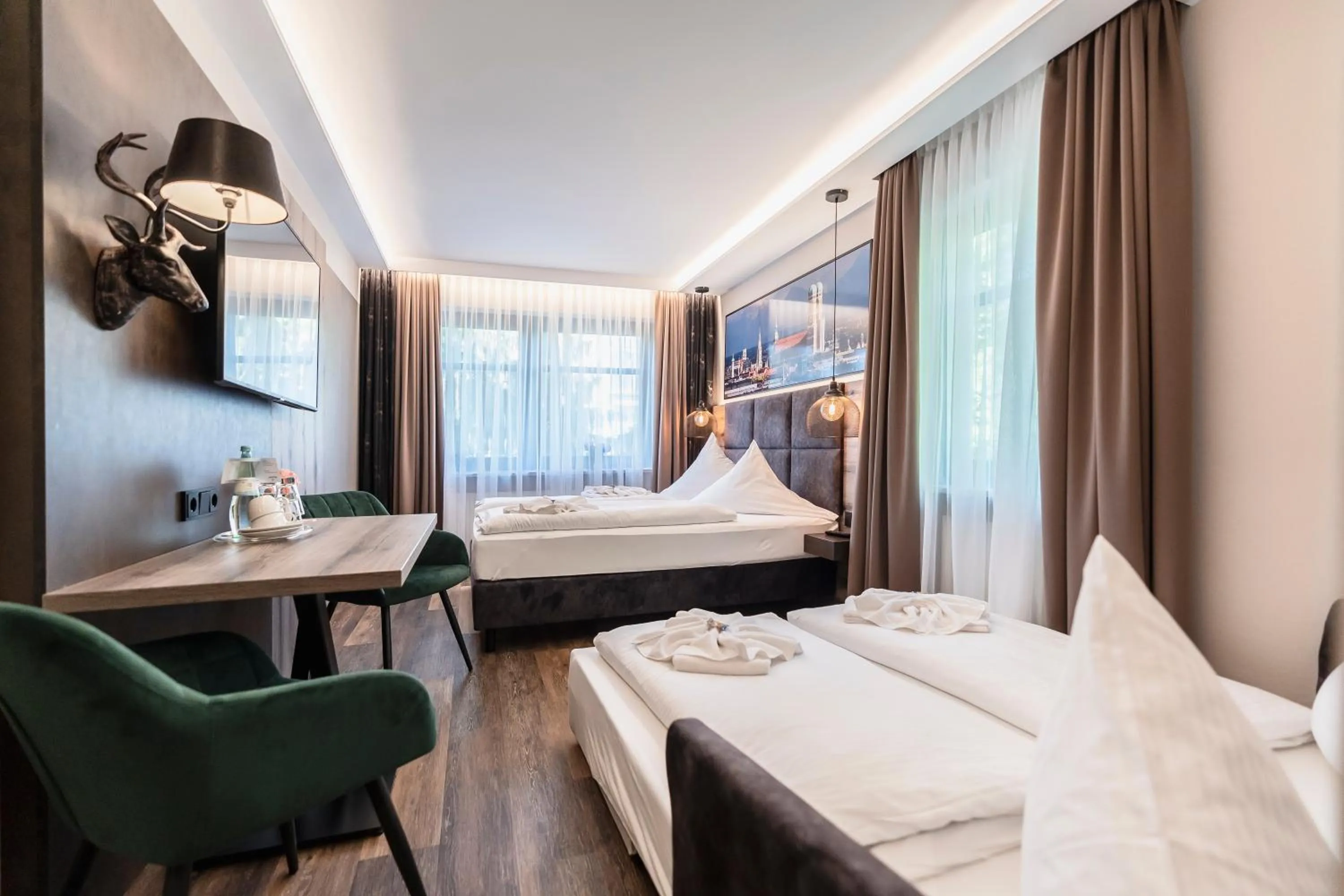 Photo of the whole room, Bed in Hotel Demas München-Unterhaching