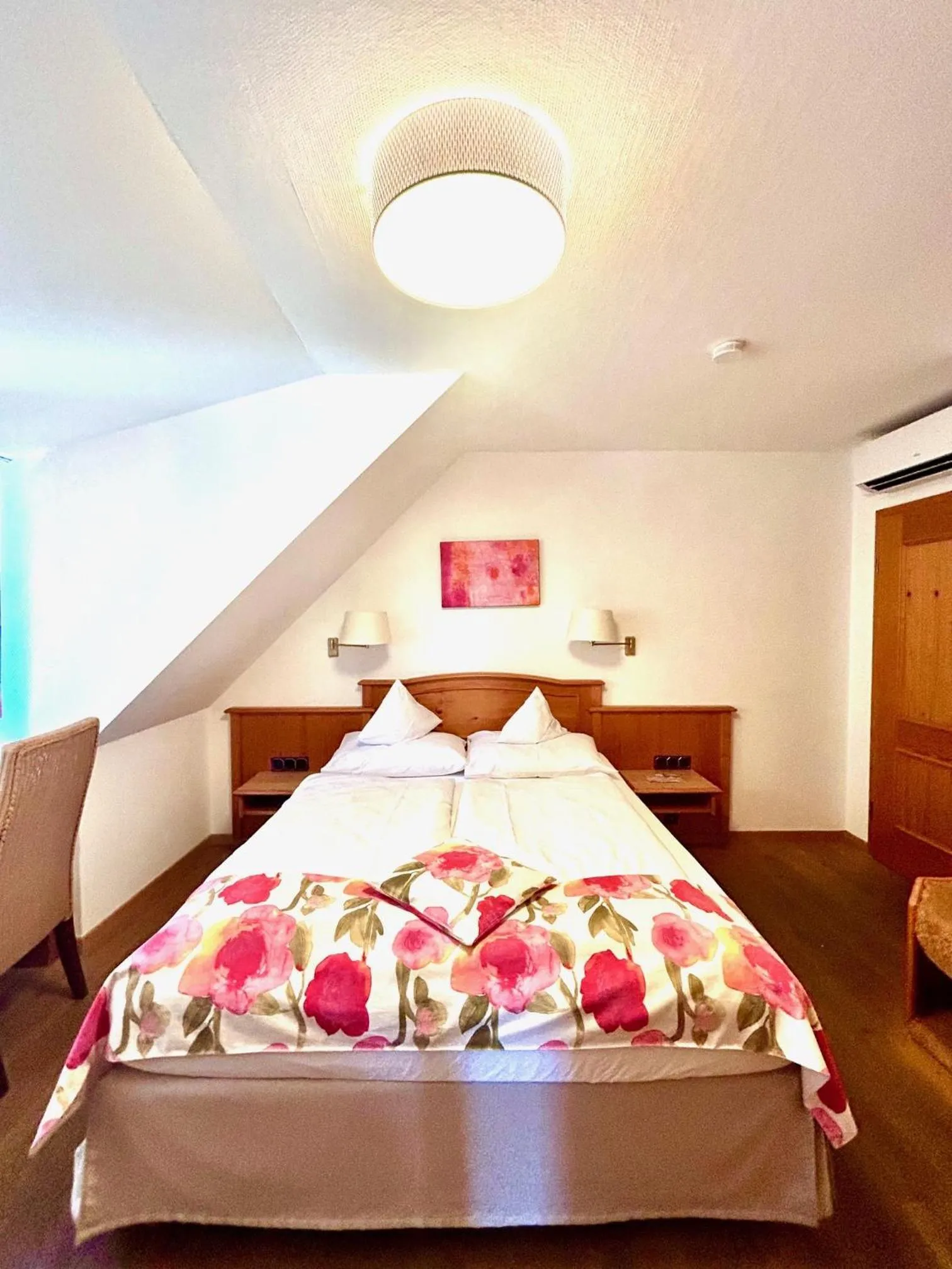 Bed in Hotel Fischerhaus