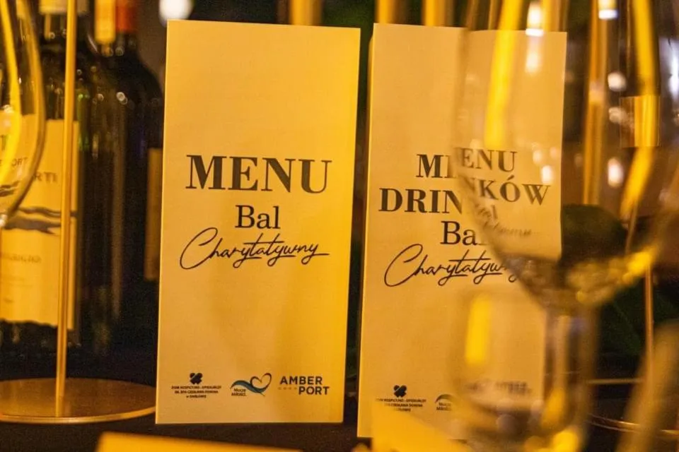 Restaurant/places to eat in AMBER PORT