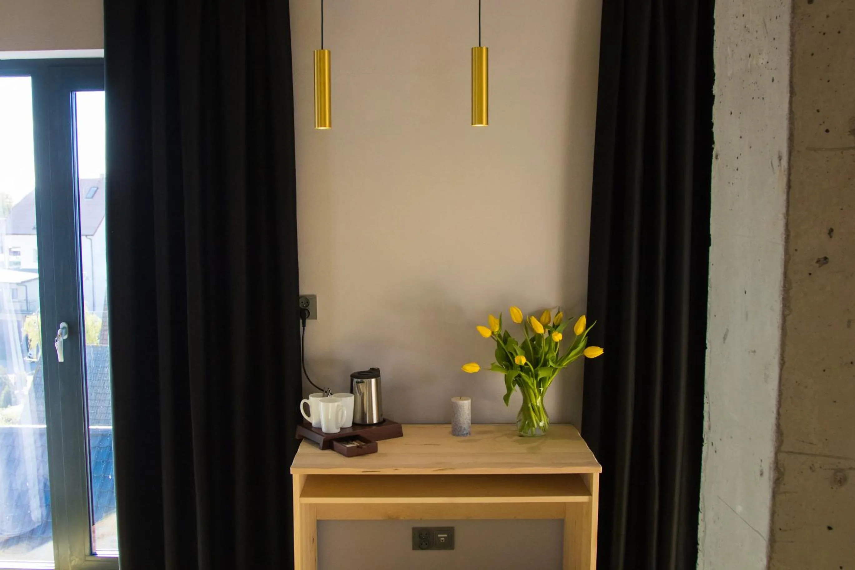 Coffee/tea facilities in AMBER PORT