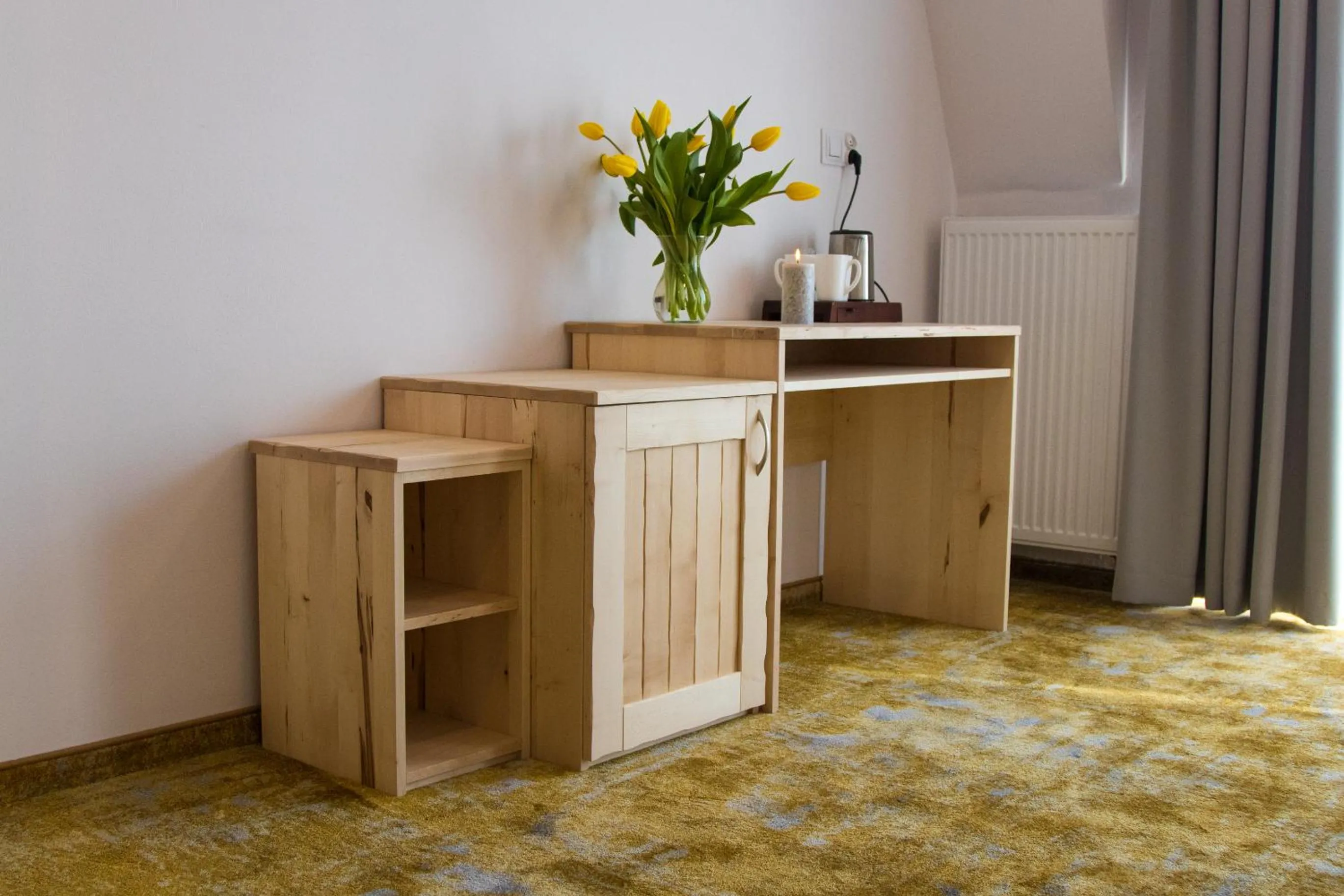 Communal lounge/ TV room in AMBER PORT