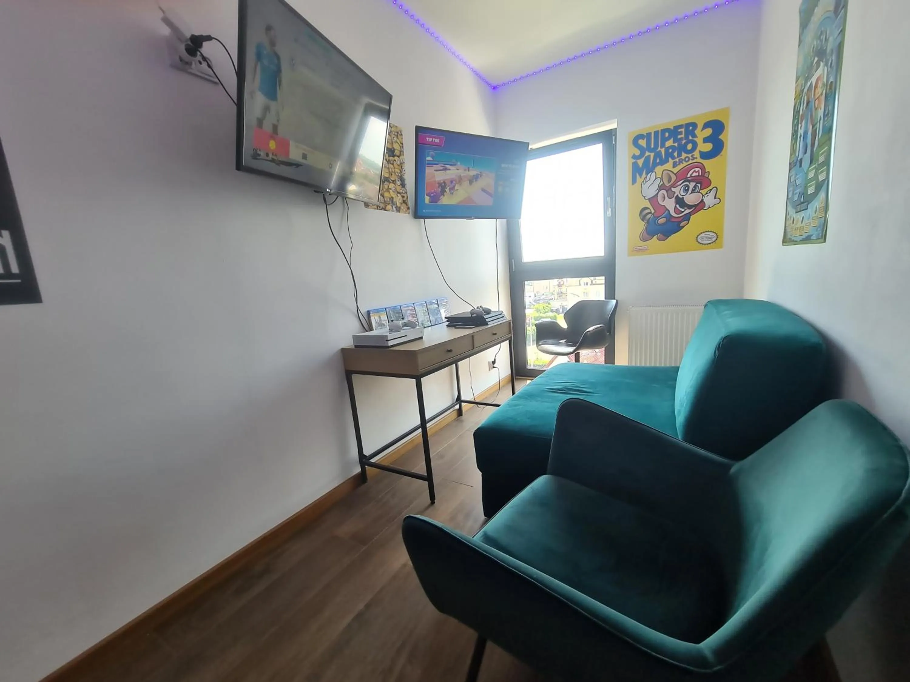 Game Room in AMBER PORT