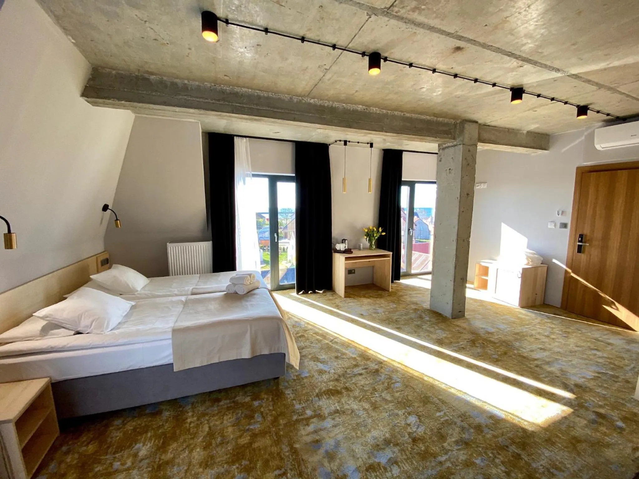 Photo of the whole room, Bed in AMBER PORT