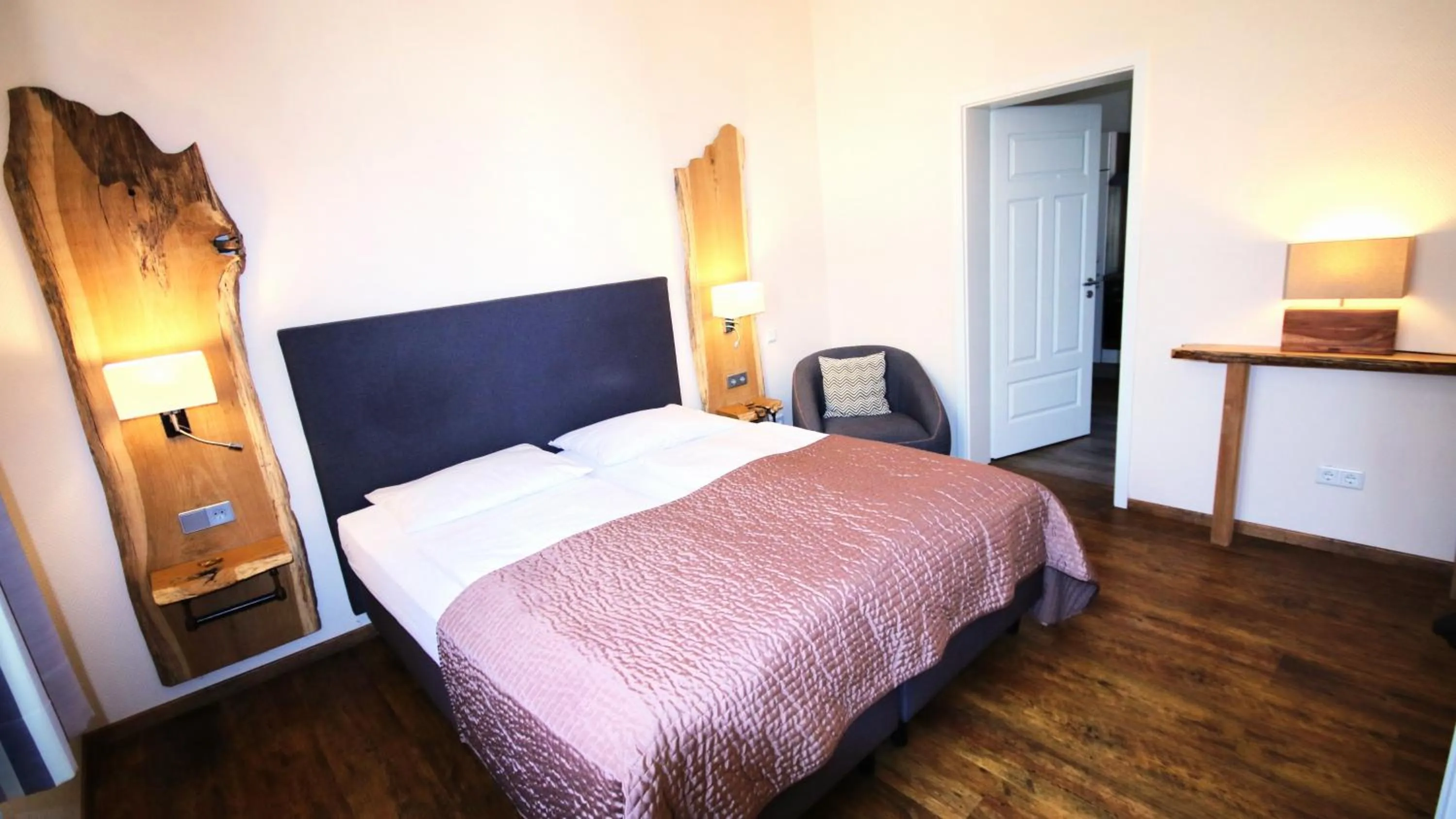 Bedroom, Bed in Komfort Hotel Am Kurpark