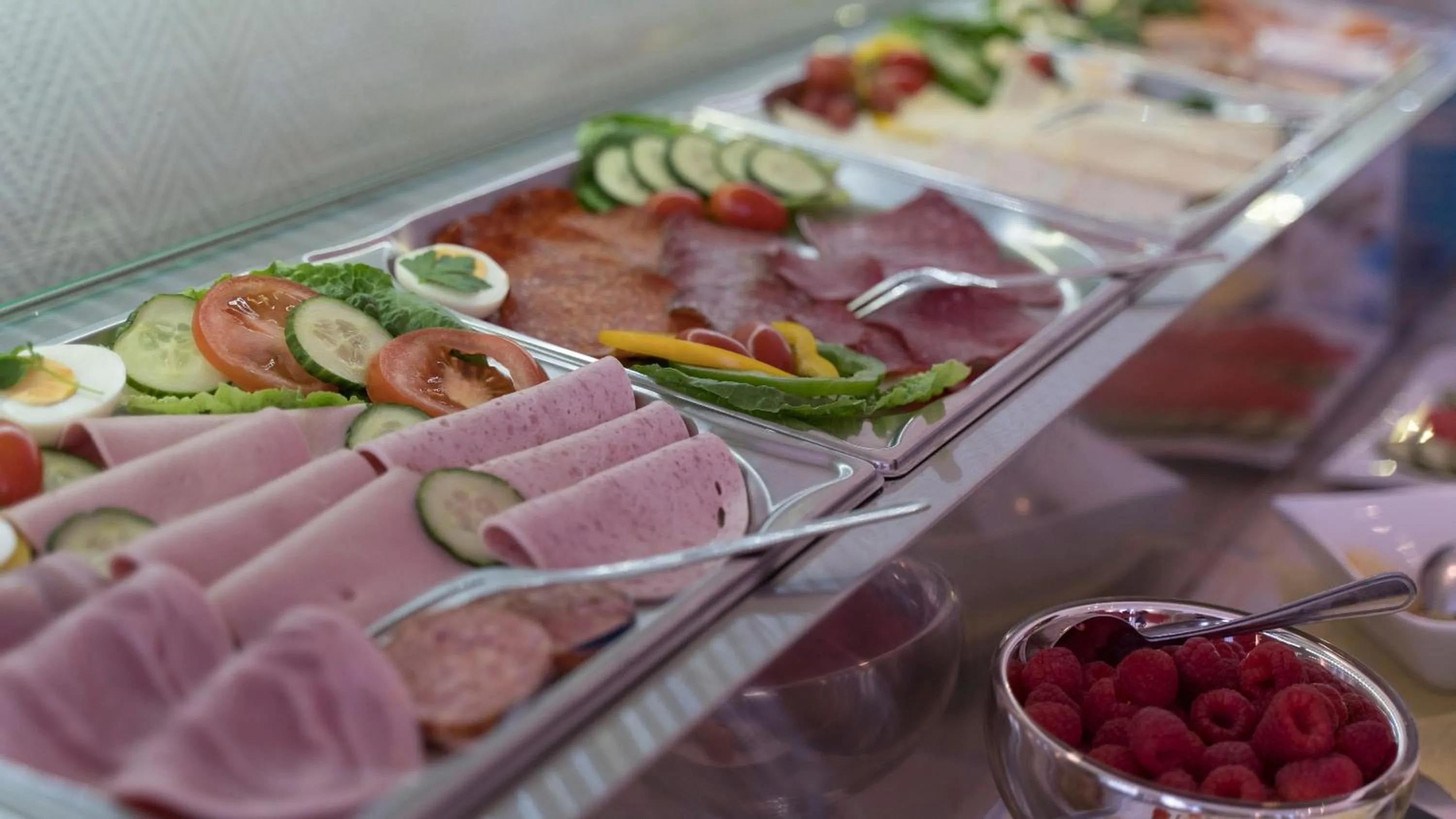 Breakfast in Komfort Hotel Am Kurpark