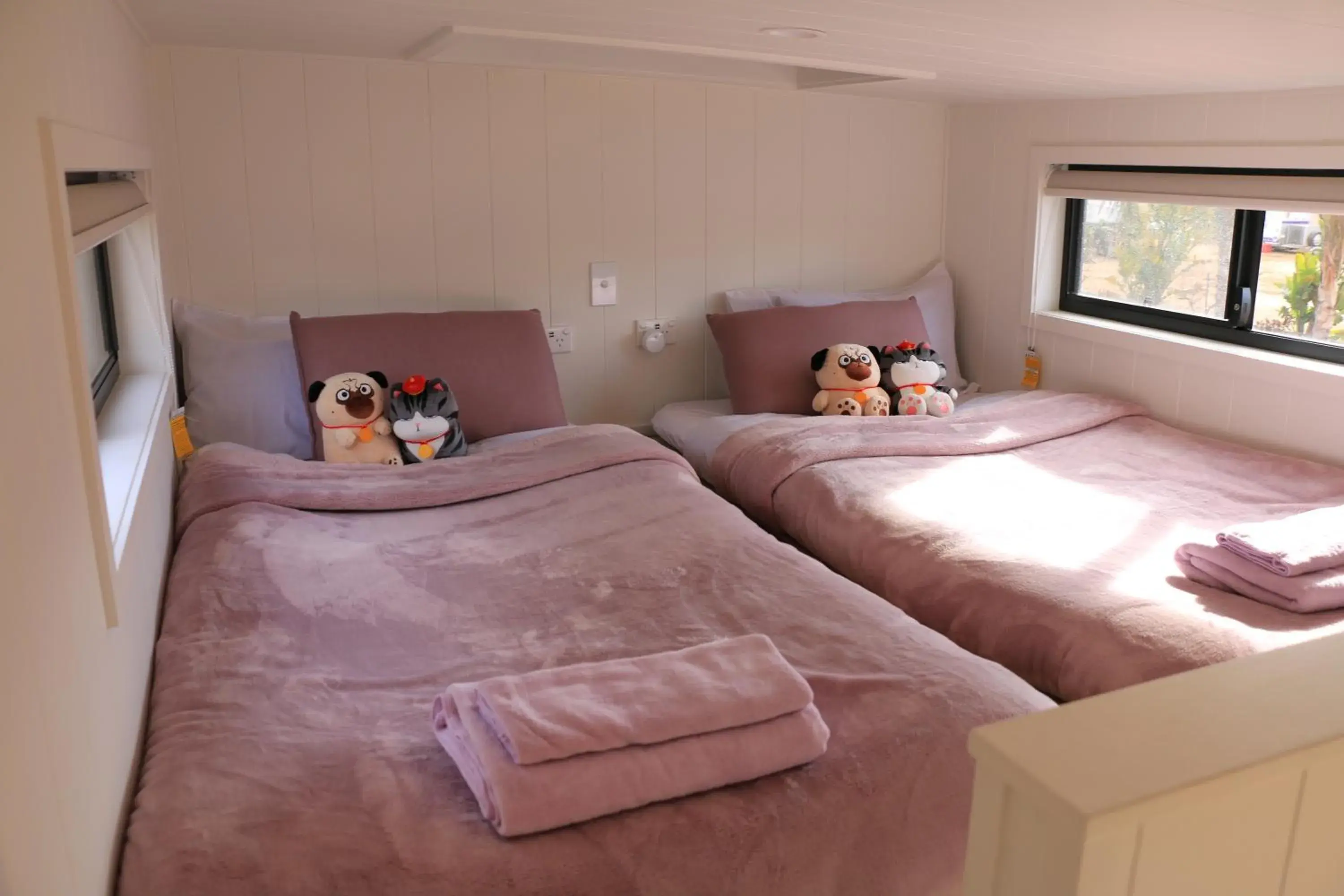 Bed in The Pink Lake Tiny House - 'Sakura' Bed in The Pink Lake Tiny House - 'Sakura'