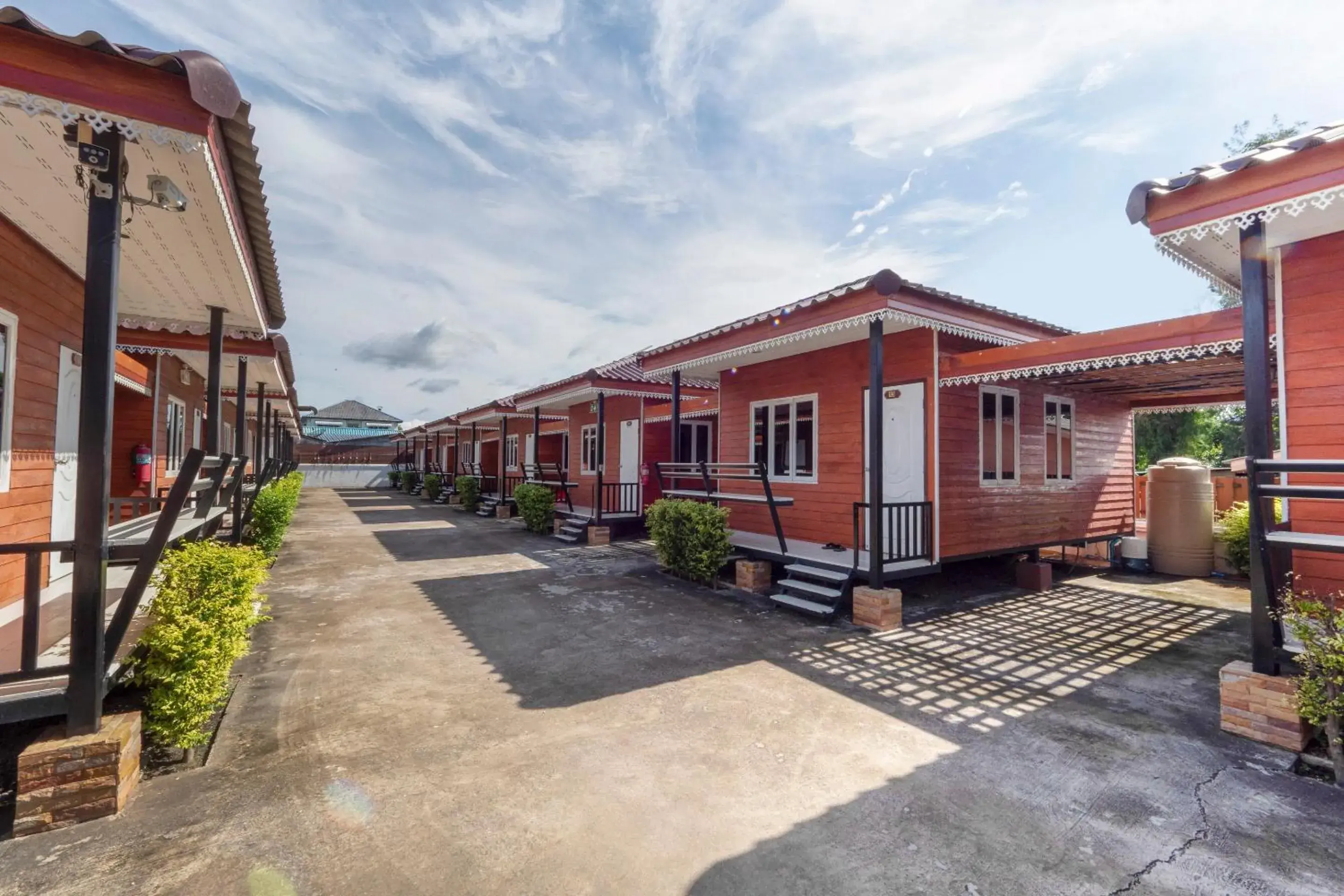 Facade/entrance in OYO 1166 Train Way Resort Facade/entrance in OYO 1166 Train Way Resort