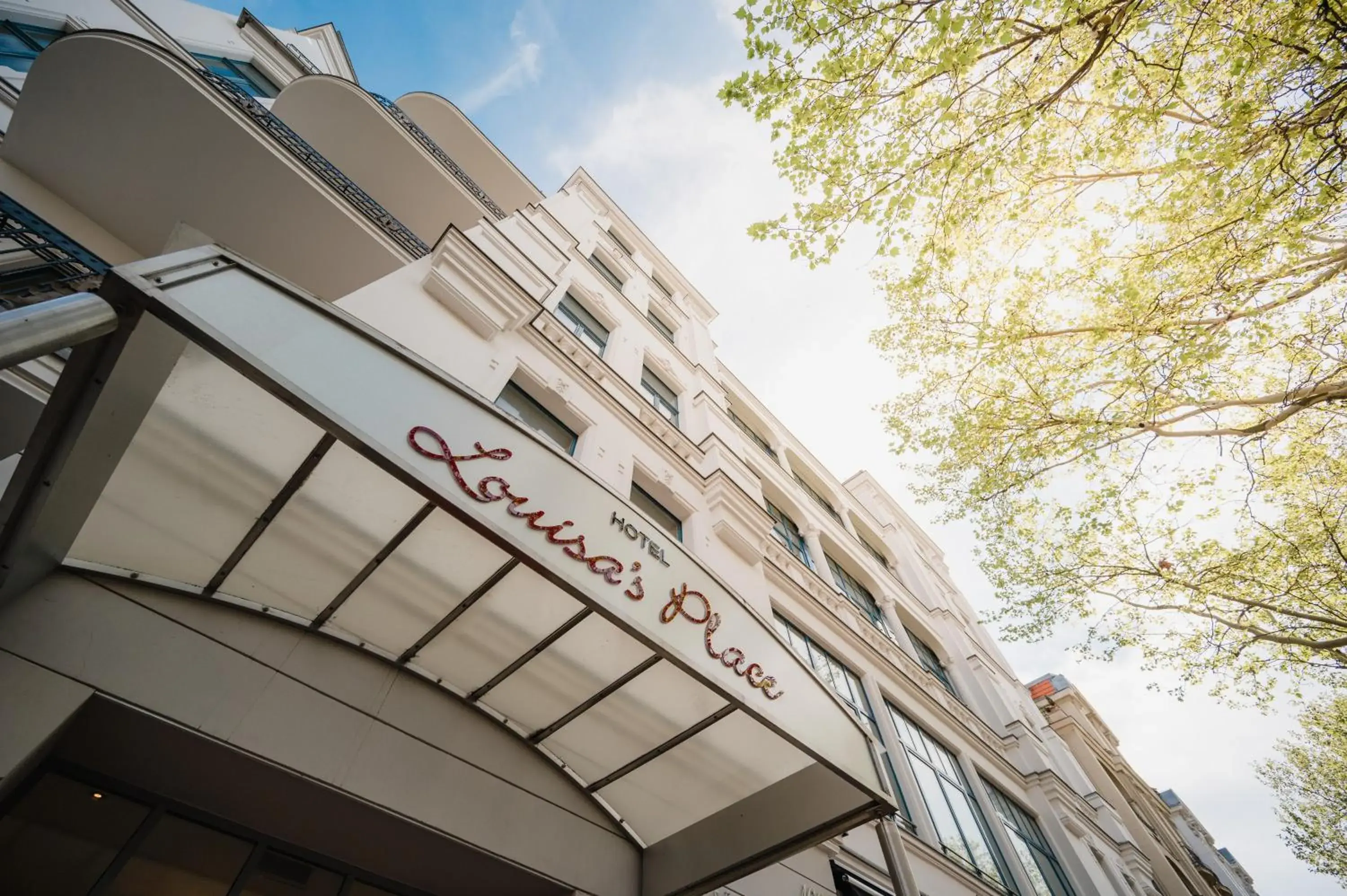 Property building in Louisa's Place Property building in Louisa's Place