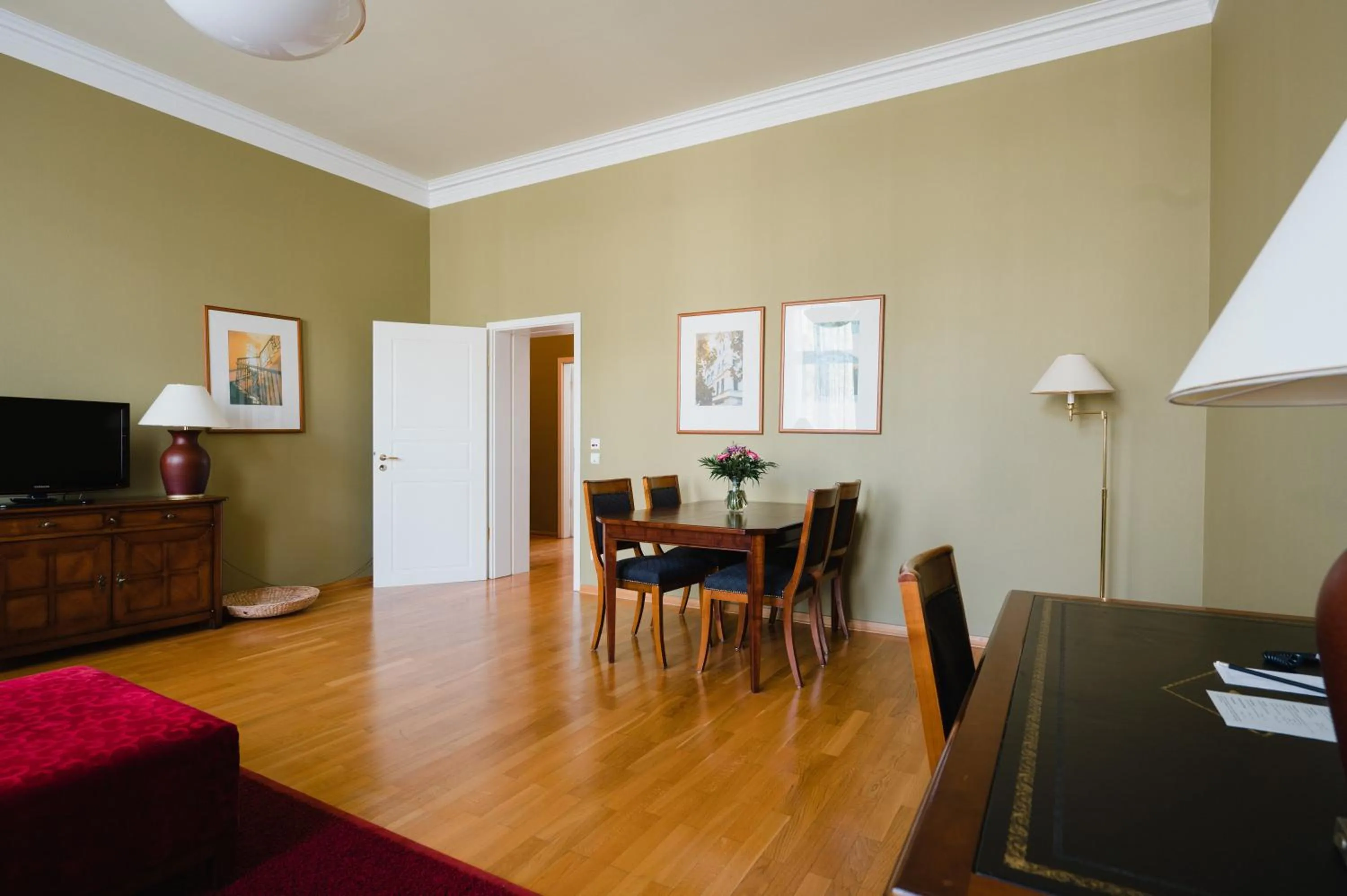 Living room in Louisa's Place