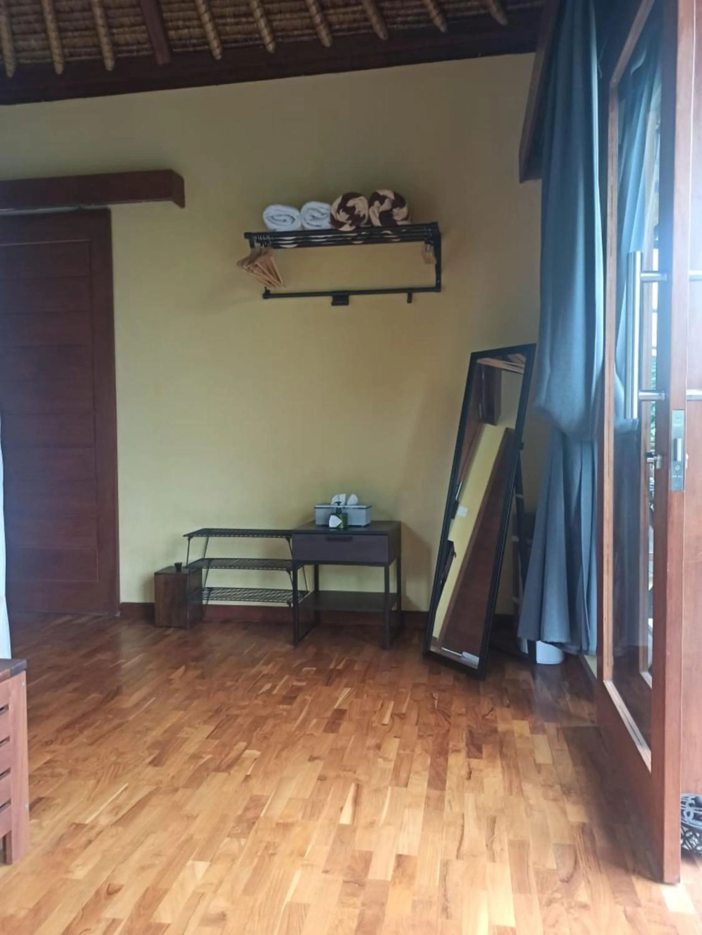 Property building in Batu Agung Laplapan