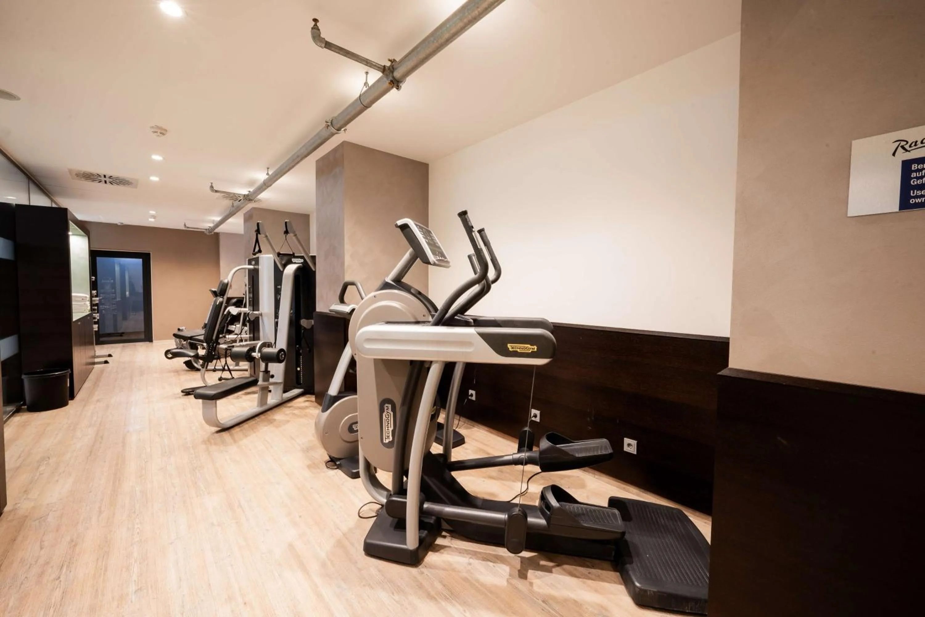 Fitness centre/facilities in Radisson Blu Conference Hotel, Düsseldorf