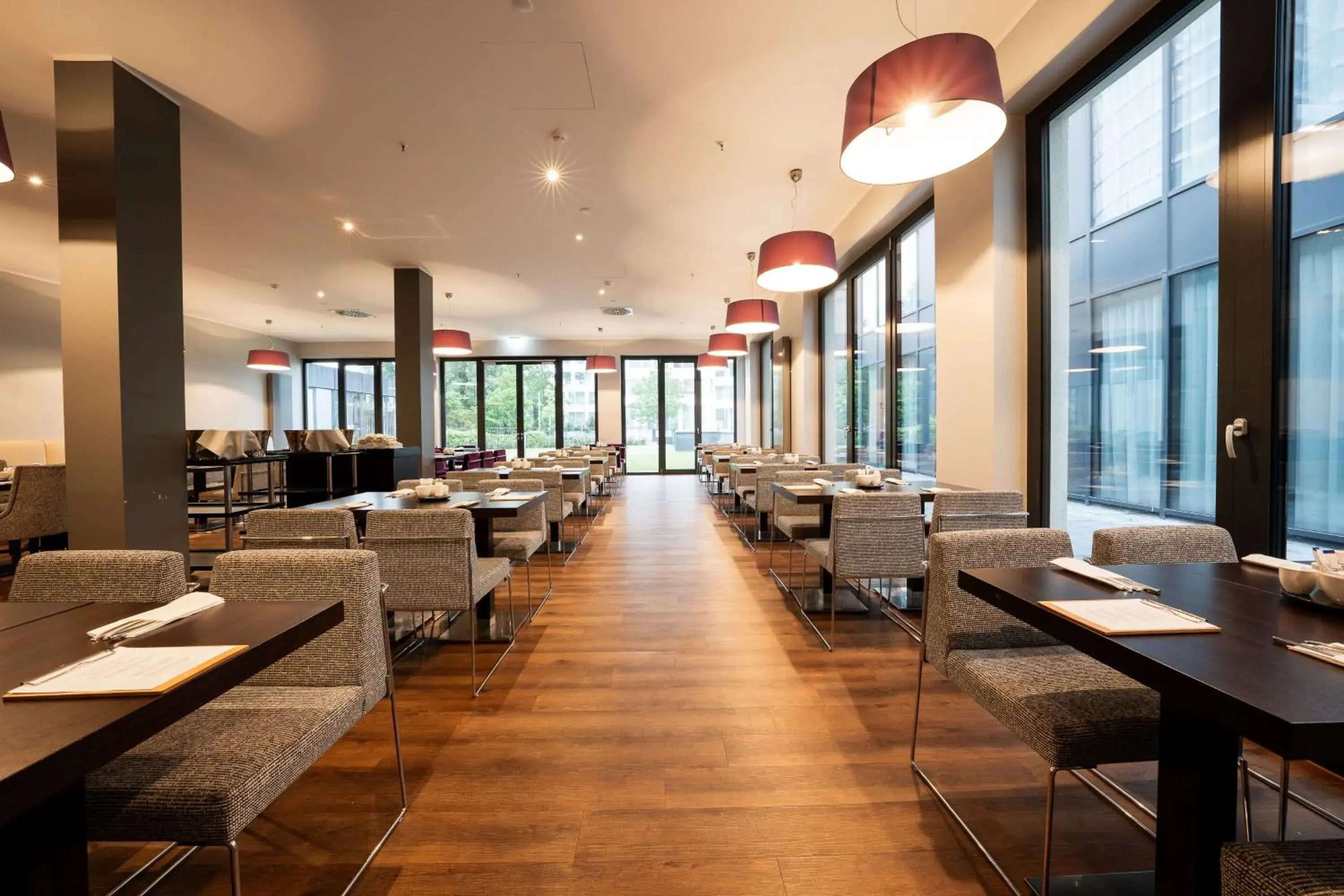 Restaurant/places to eat in Radisson Blu Conference Hotel, Düsseldorf Restaurant/places to eat in Radisson Blu Conference Hotel, Düsseldorf