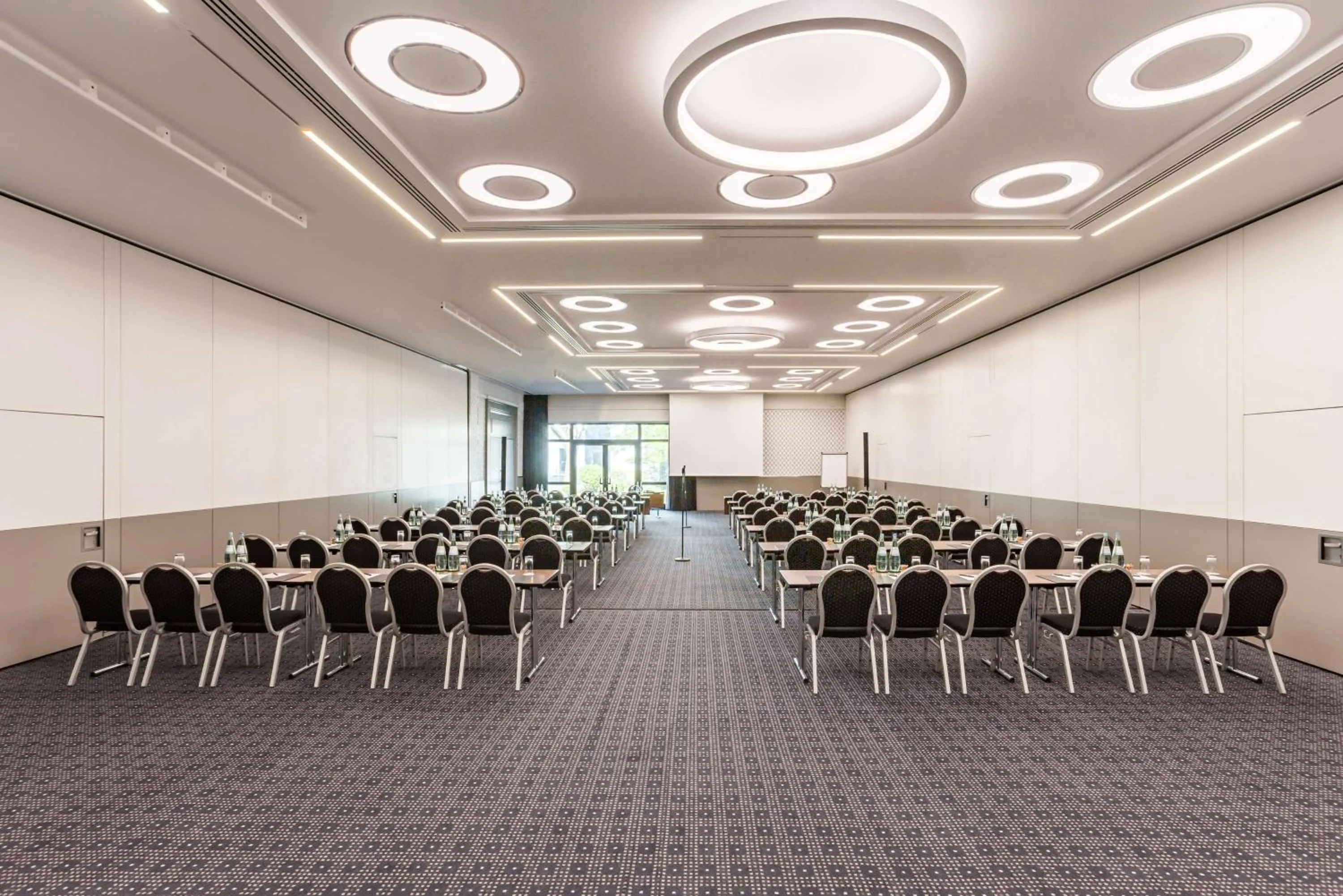 Meeting/conference room in Radisson Blu Conference Hotel, Düsseldorf