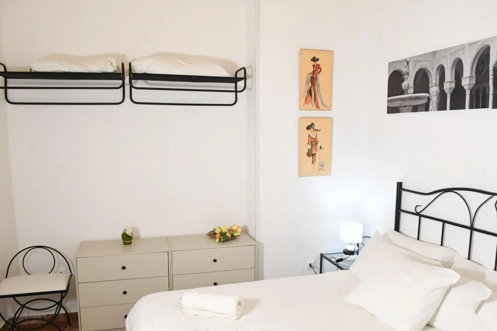 Bedroom, Bed in Apartamento Descalzos
