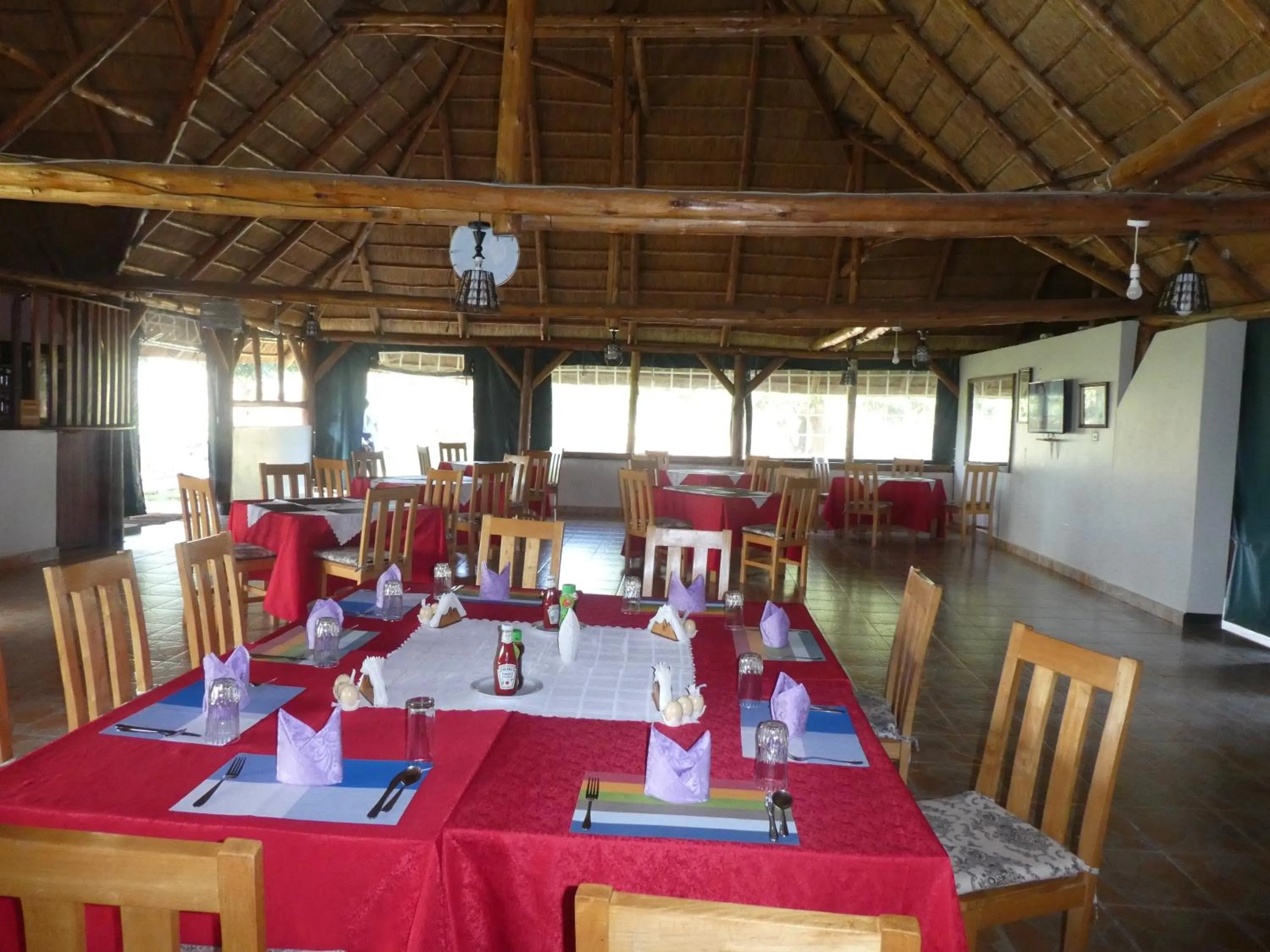 Restaurant/places to eat in Acaki Lodge