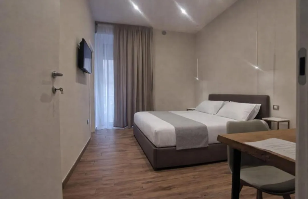 Bedroom, Bed in TOLEDO CLASS