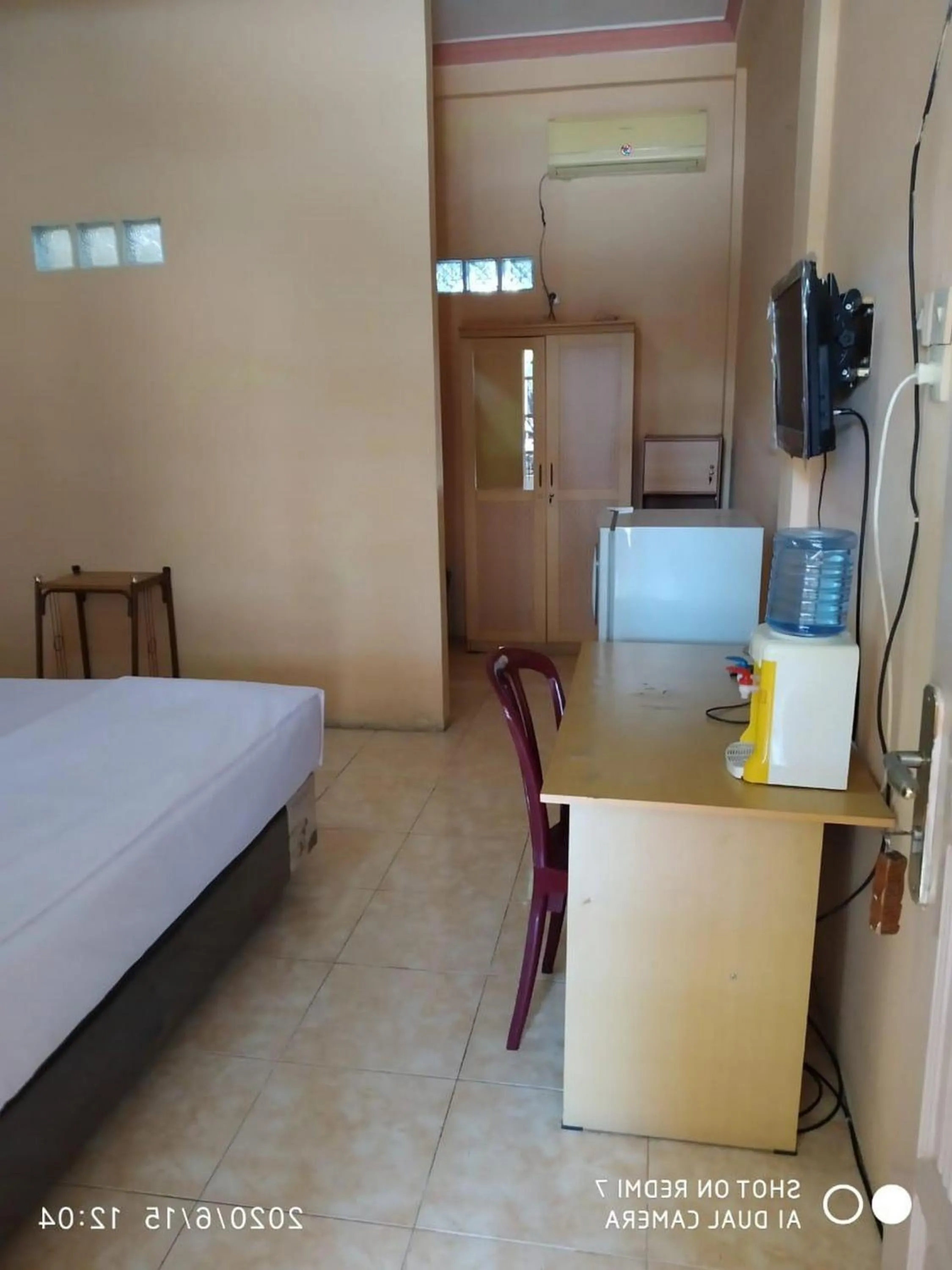 Photo of the whole room, Bed in Hotel Baru Inn Batu RedPartner