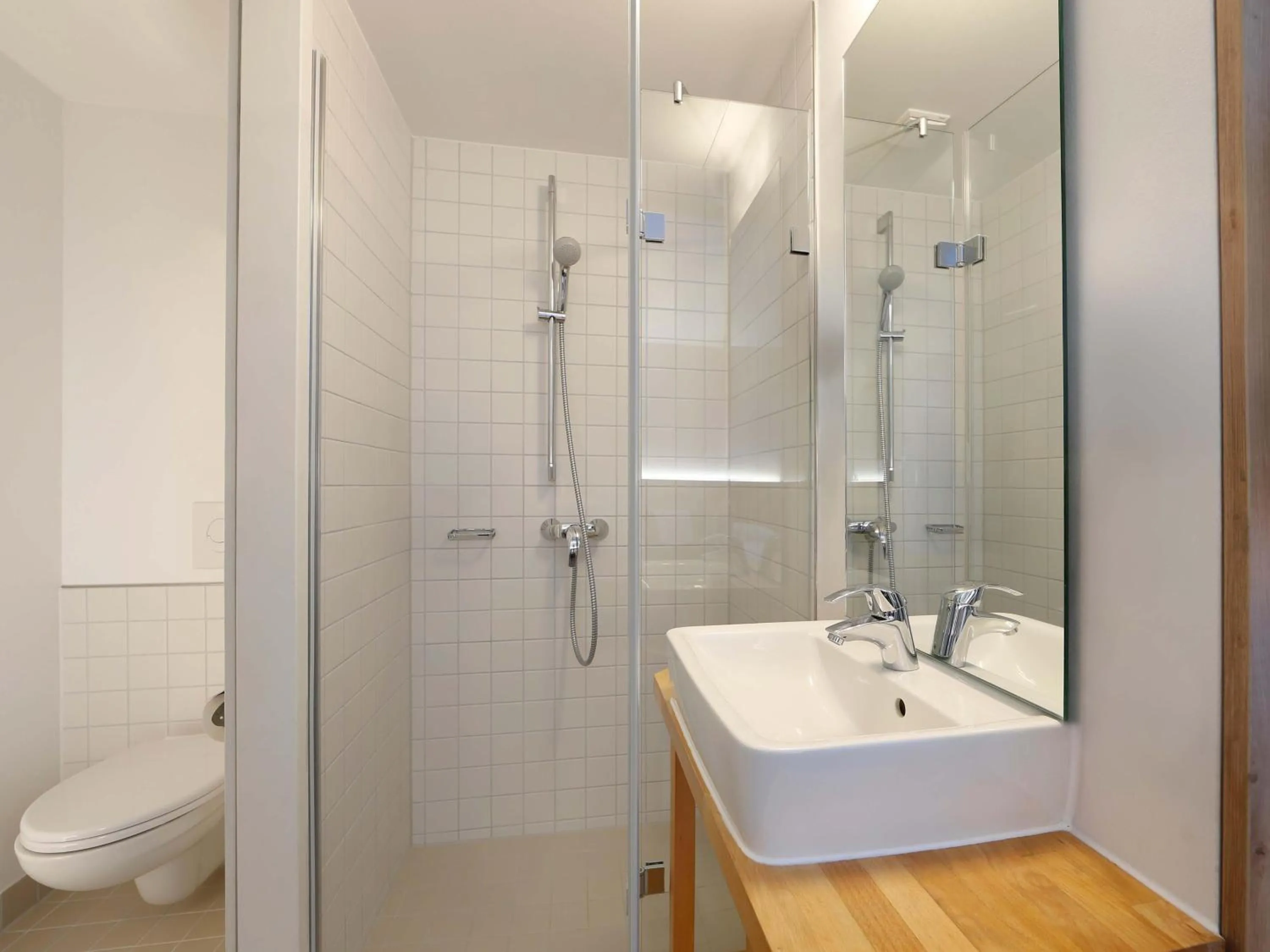 Bathroom in B&B HOTEL Berlin-Mitte