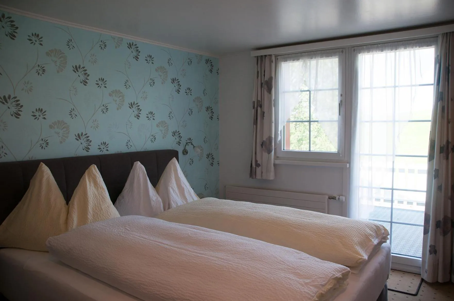 Photo of the whole room, Bed in Hotel Frohe Aussicht