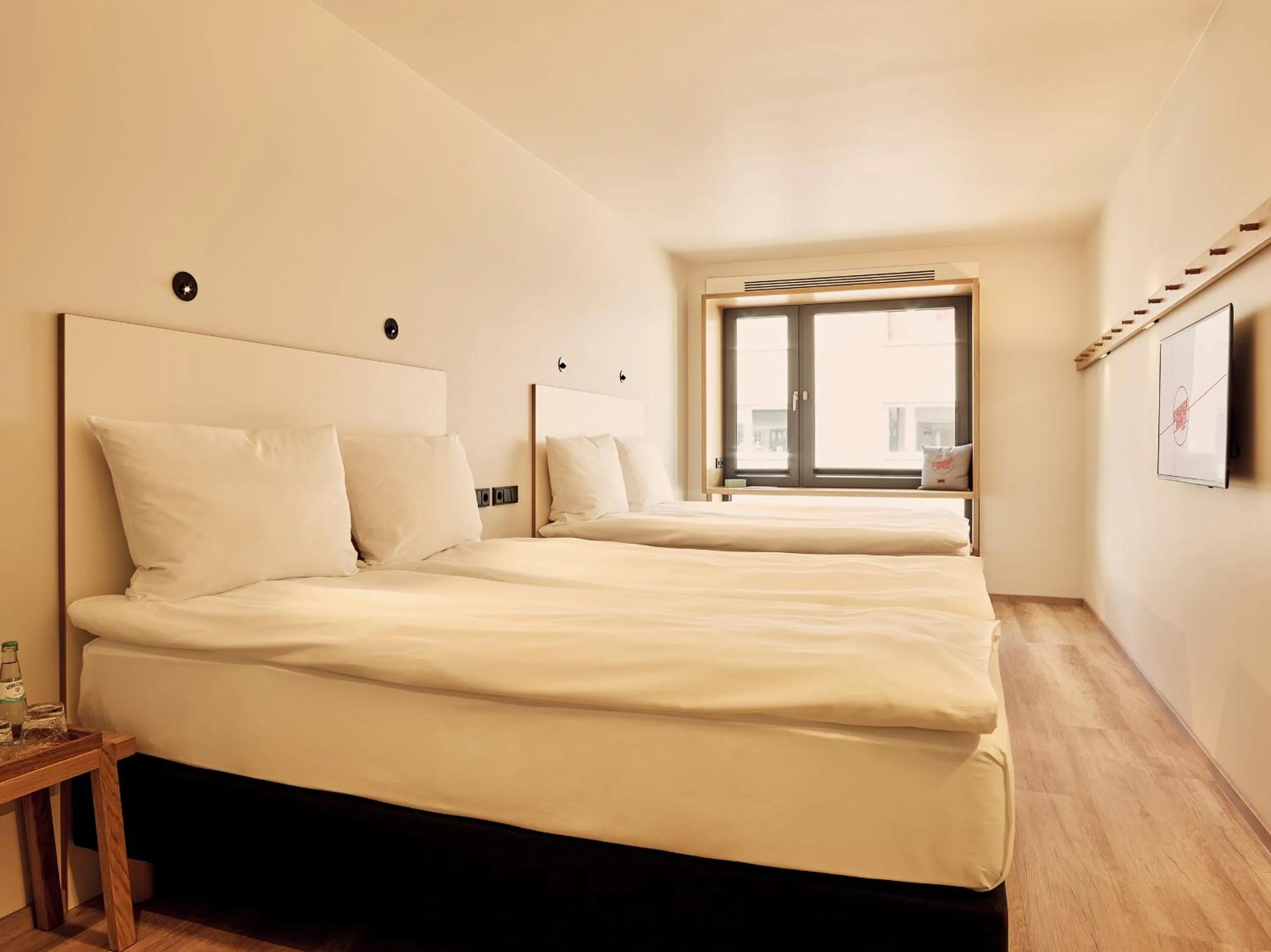 Decorative detail, Bed in Schwabinger Wahrheit by Geisel