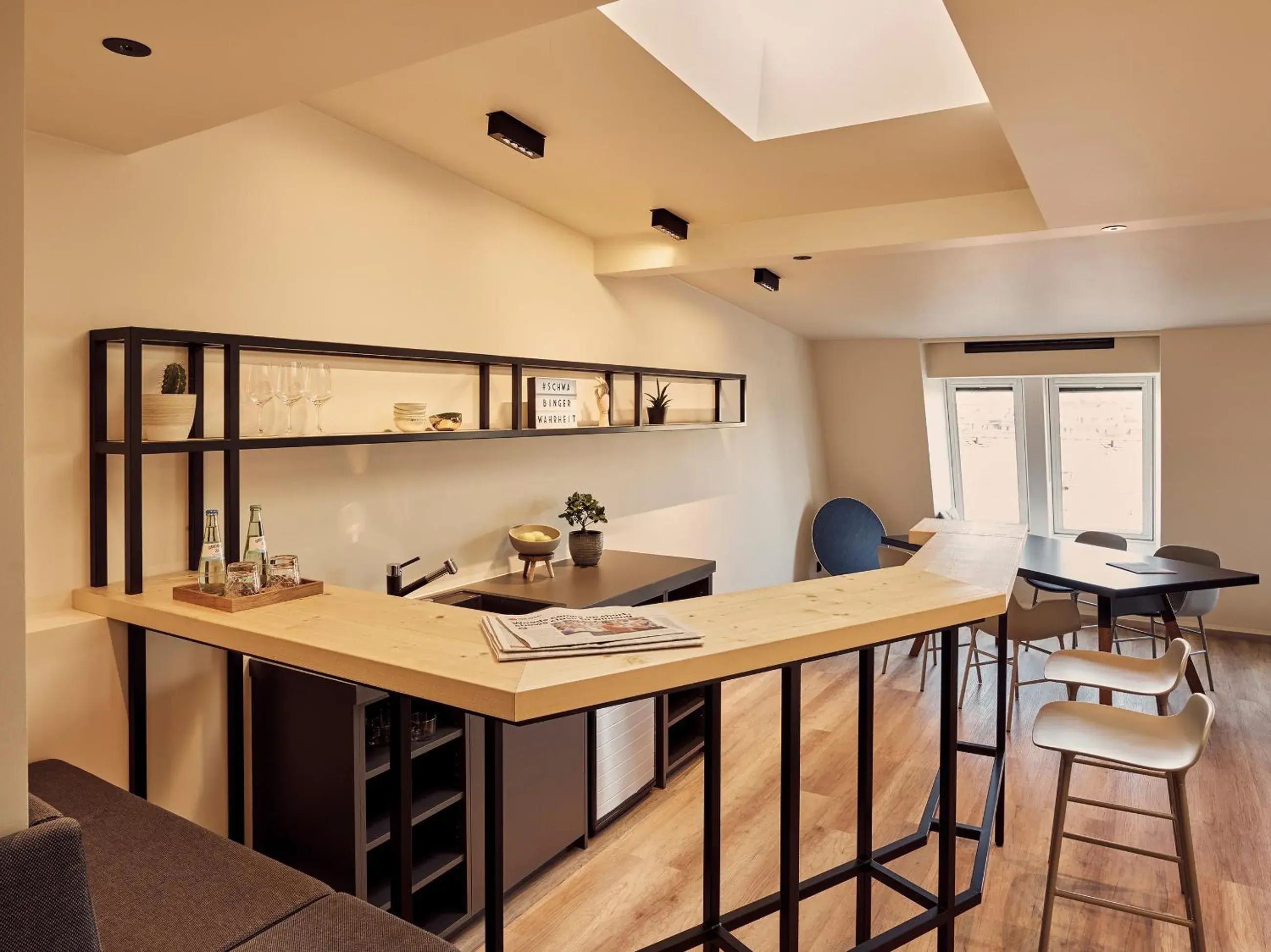 Living room in Schwabinger Wahrheit by Geisel Living room in Schwabinger Wahrheit by Geisel