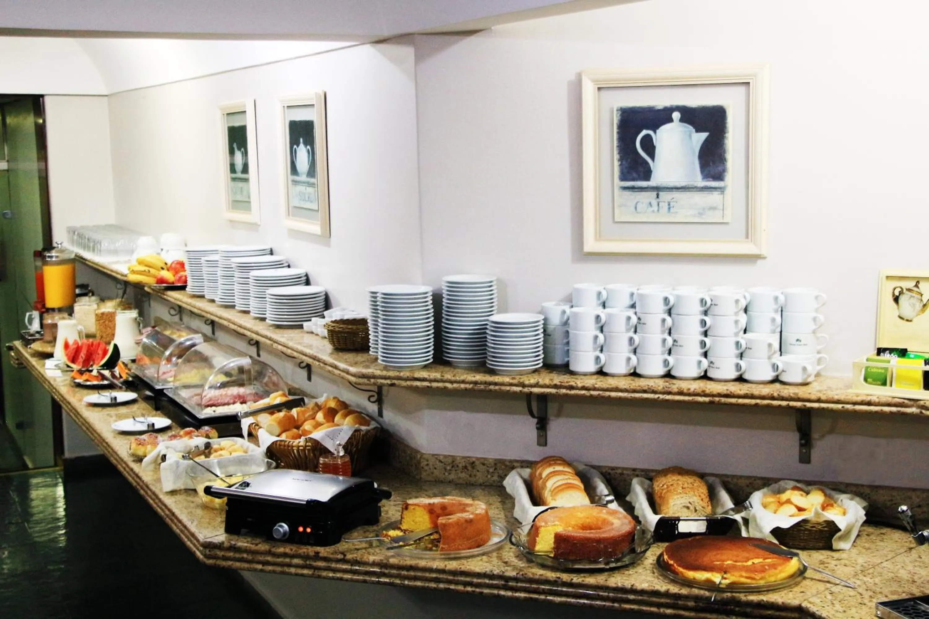 Breakfast in PARANÁ PALACE HOTEL