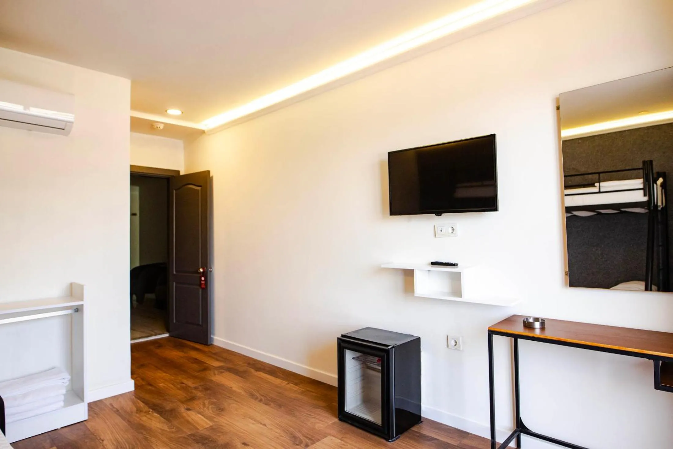 TV and multimedia in Belsun Hotel