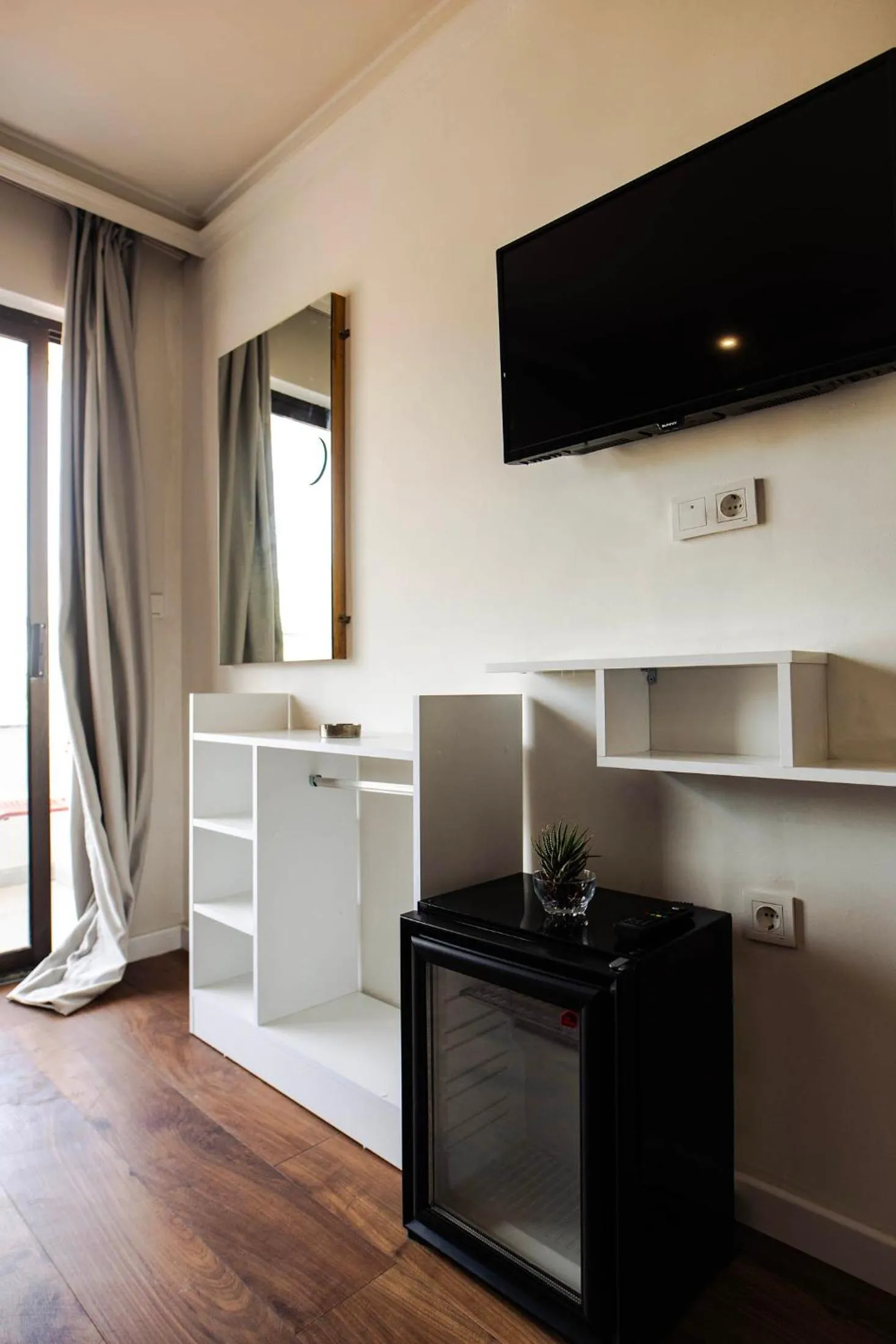 TV and multimedia in Belsun Hotel