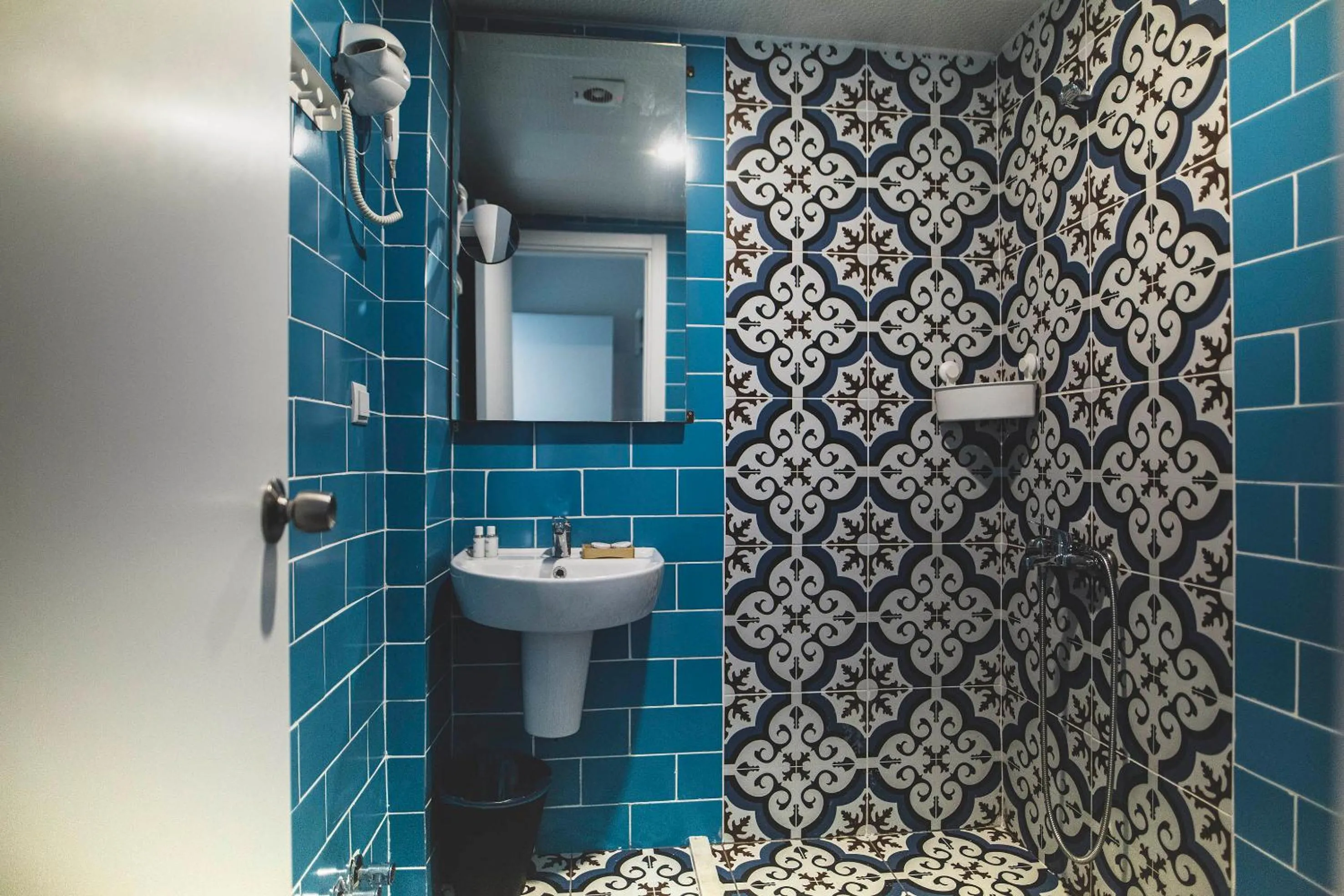 Bathroom in Belsun Hotel